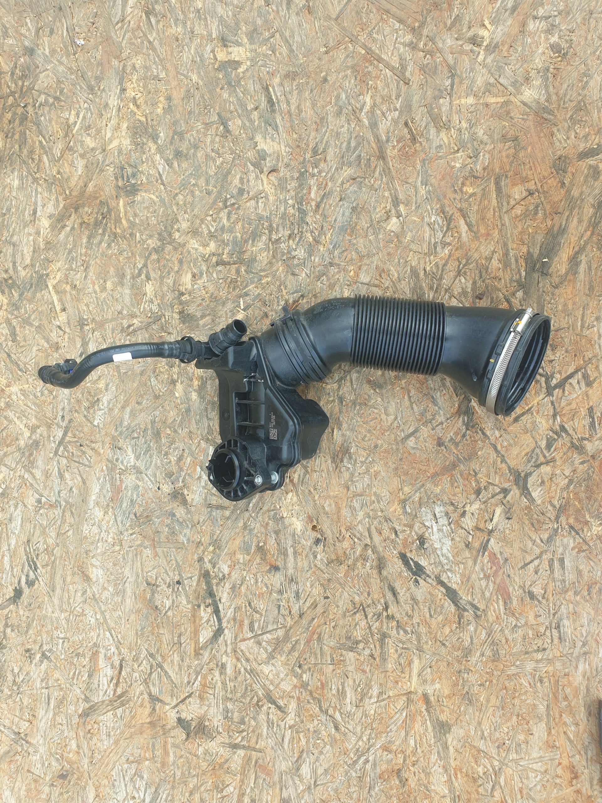 pipe REZONATOR air VW AUDI 1.5TSI 05E129654K