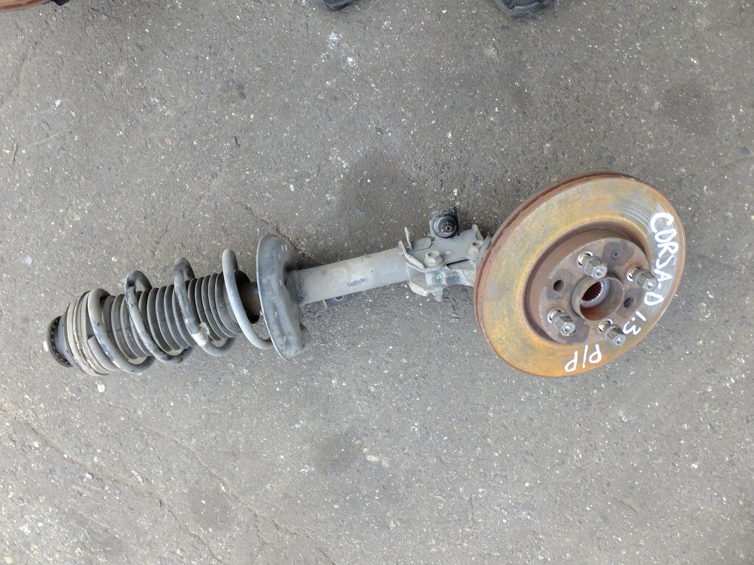 mcperson swing right front opel corsa d 1,3 cdti 2012r