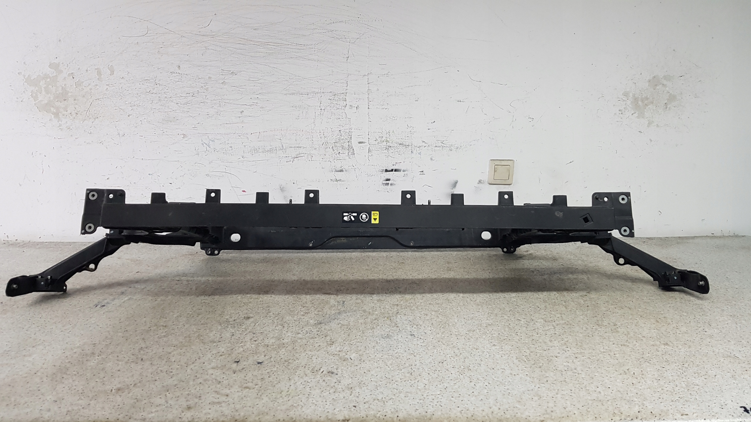 HYUNDAI I30 III 16 - support panel for radiators pillar 8187
