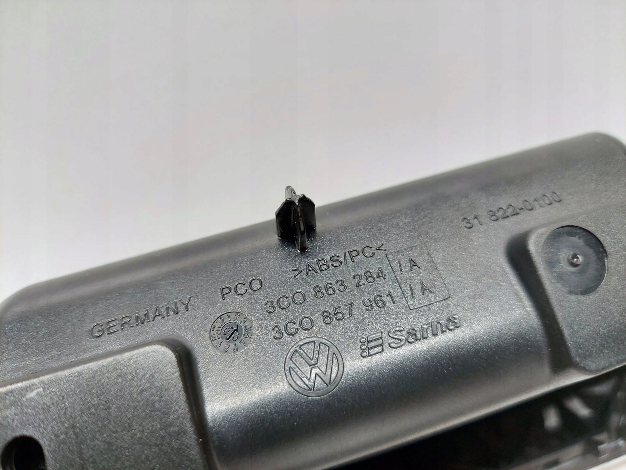 PASSAT B6 Cendrier Avant CHROM 3C0863284A