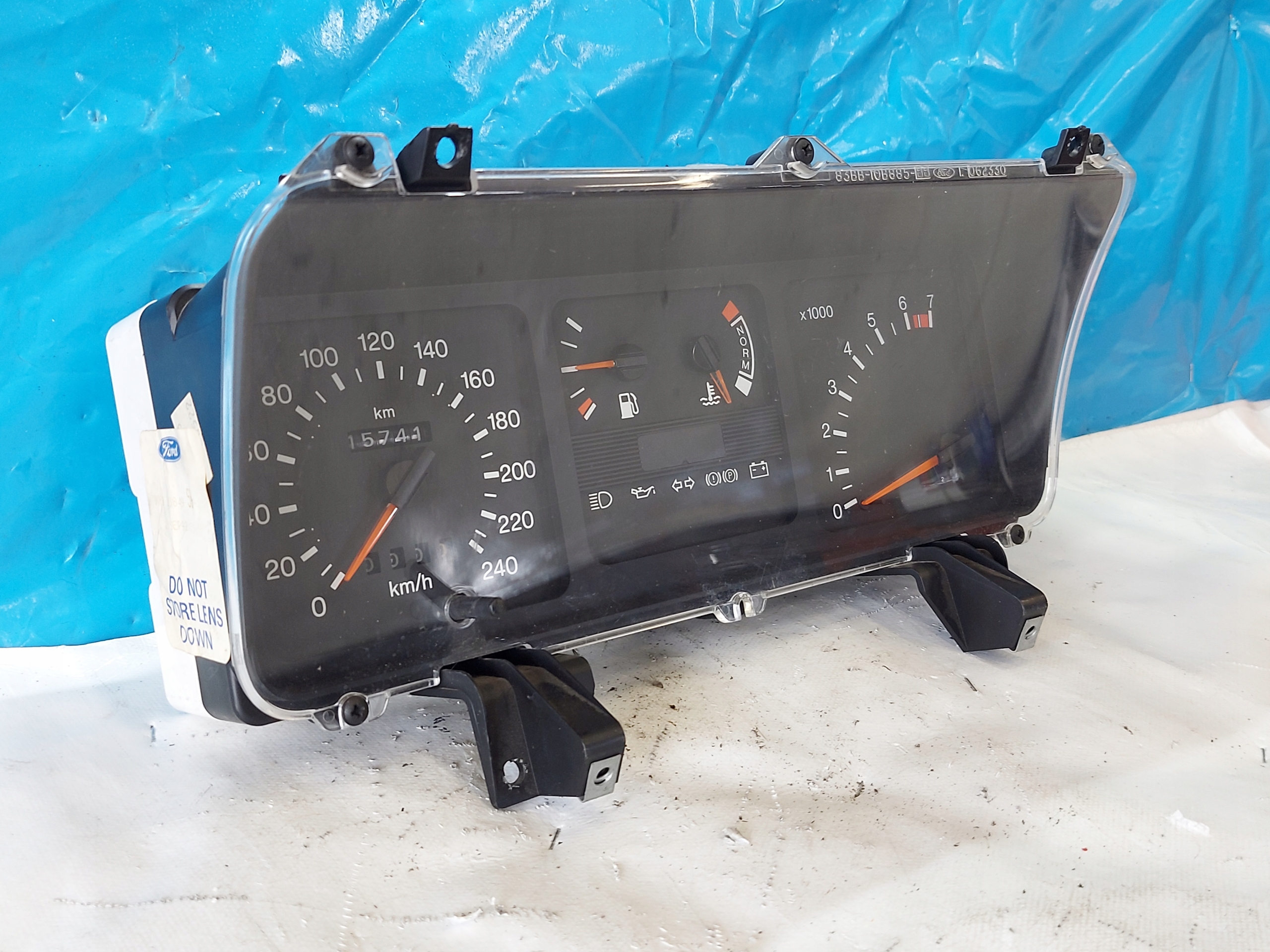 dials clock FORD SIERRA 1992 R 1.6B 90BB10849SB