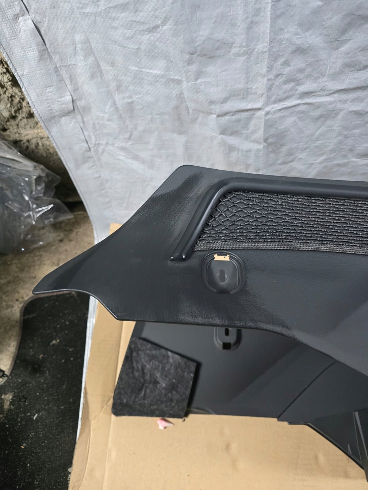 Audi A3 S3 8V седан тунель середина 8V1863241