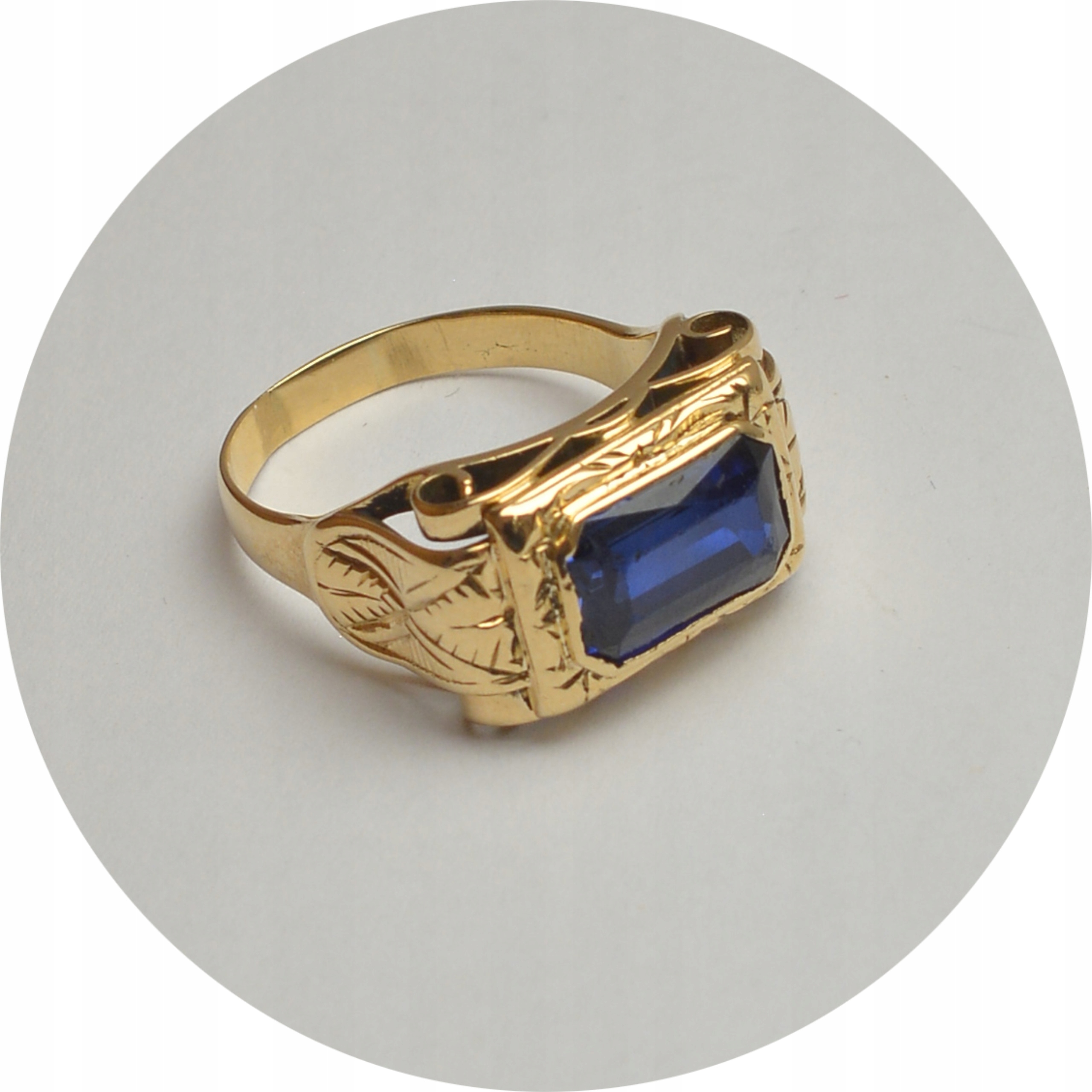 8.hf.ZŁOTY SYGNET/ PIERŚCIONEK Z DUŻYM SZAFIREM