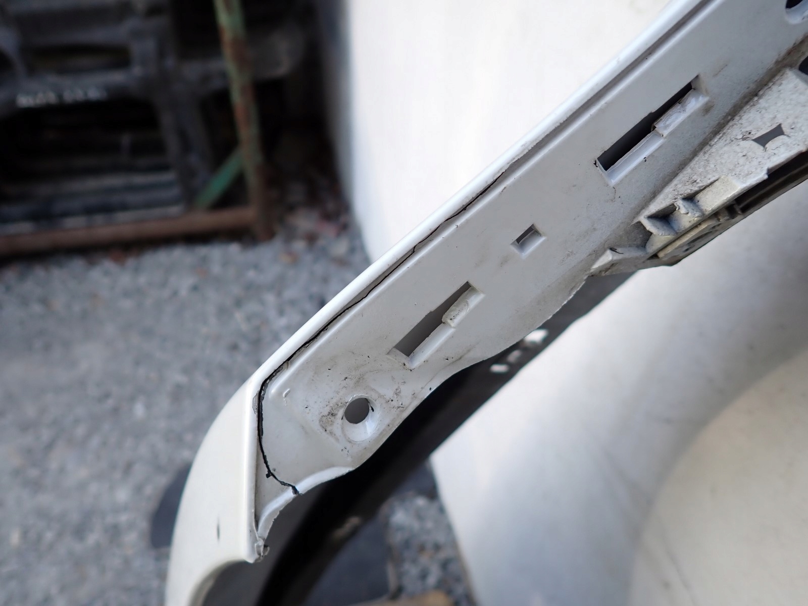 fender right front front BMW M3 III E92 COUPE E93 CABRIO 2007- 8042832