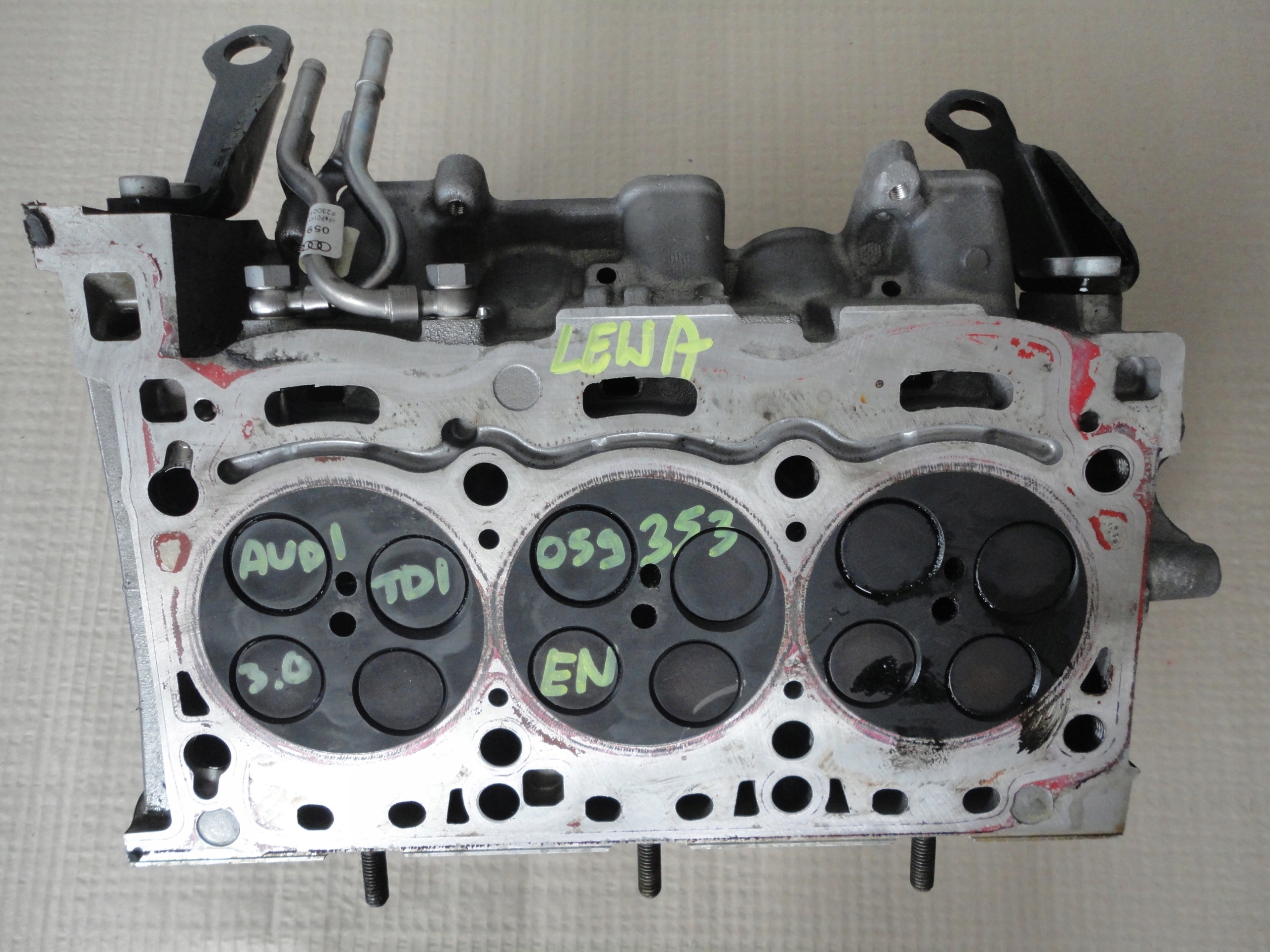 GŁOWICA 059354EB 059353EN AUDI VW 3.0 TDI V6 Producent części Inny