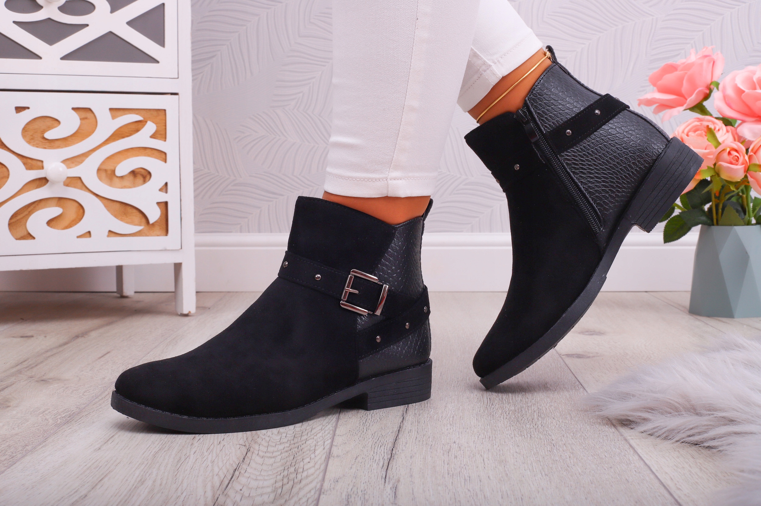 KLASYCZNE BOTKI ZAMSZOWE DAMSKIE CZARNE PŁASKIE Rozmiar 41