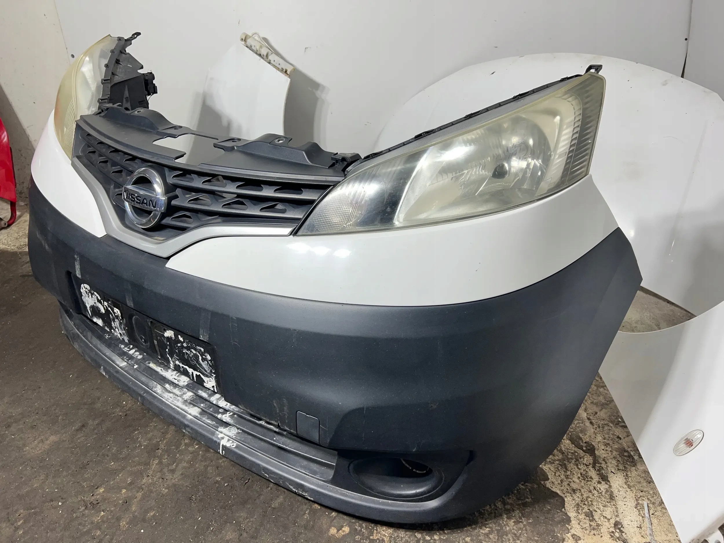 Nissan NV200 PRZOD KOMPLETNY MASKA ZDERZAK PAS PRZEDNI 1.5 DCI Numer katalogowy części MAW21836