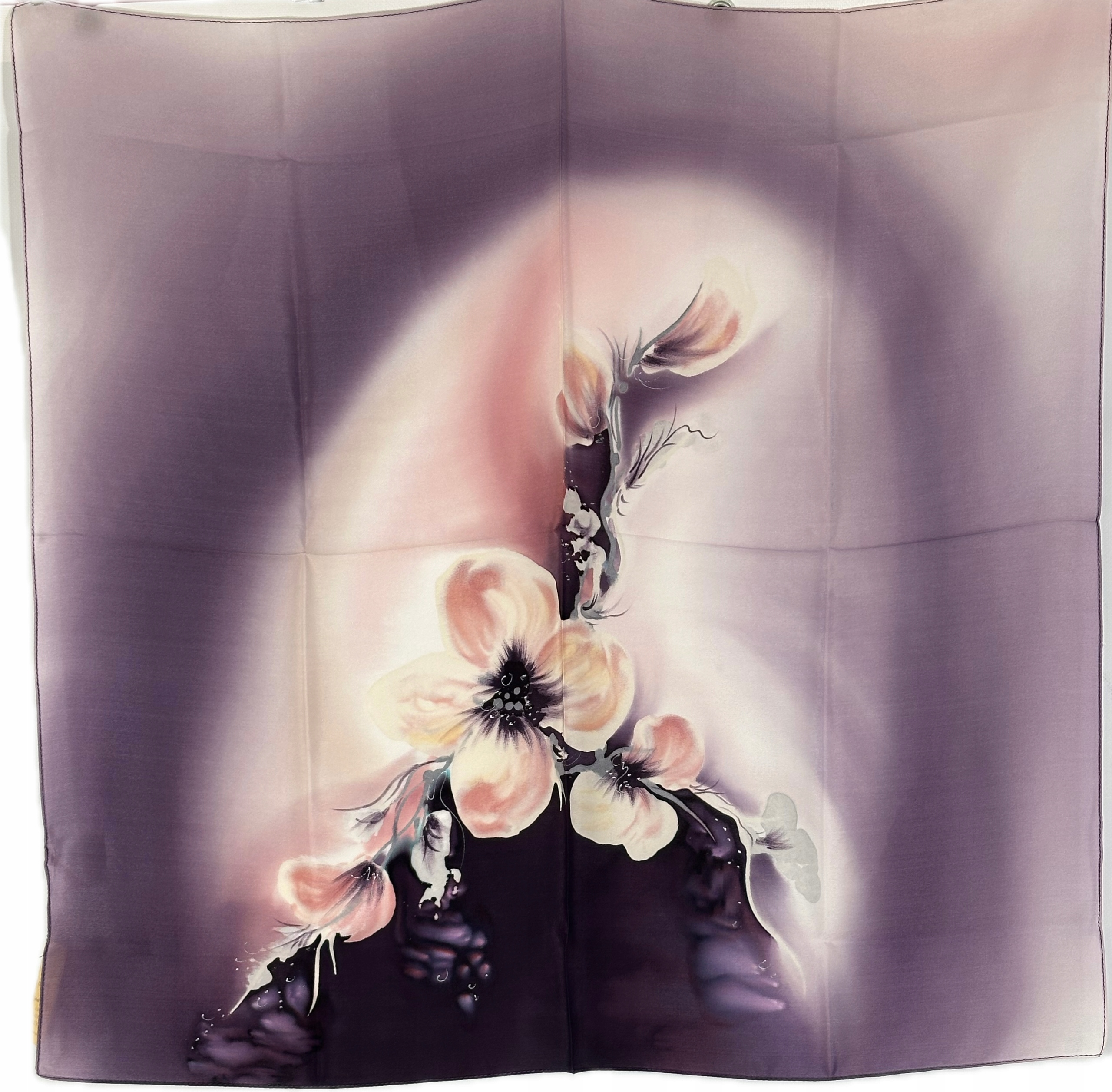 Milanówek Šátek višňový květ ve fialovém oblaku 70x70