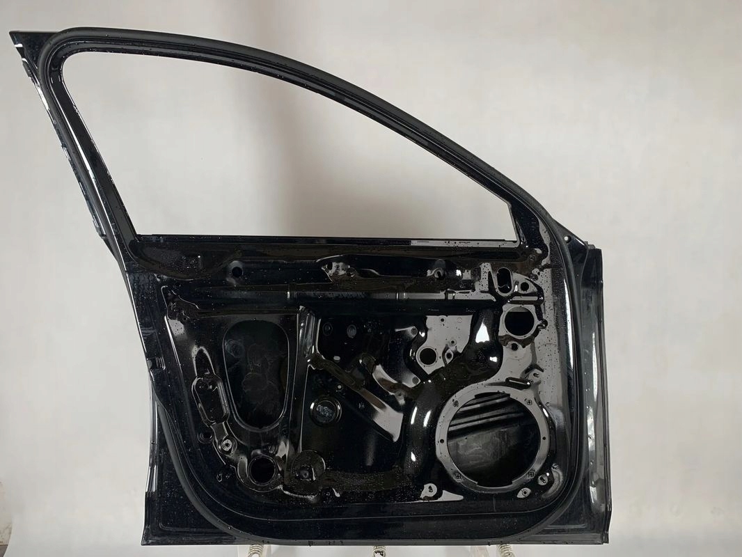 Audi A4 15r door left front front a 4