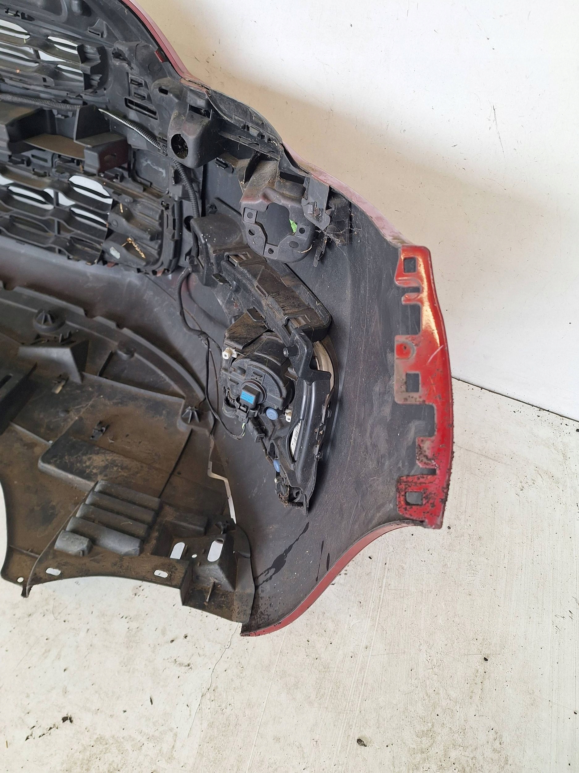 CITROEN DS4 10-14 Stoßstange + LED