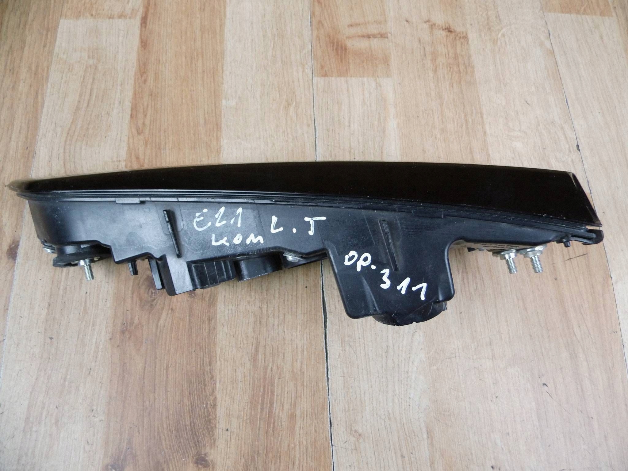 Toyota Corolla E21 2018-2023 KOMBI light left rear part rear left bonnet