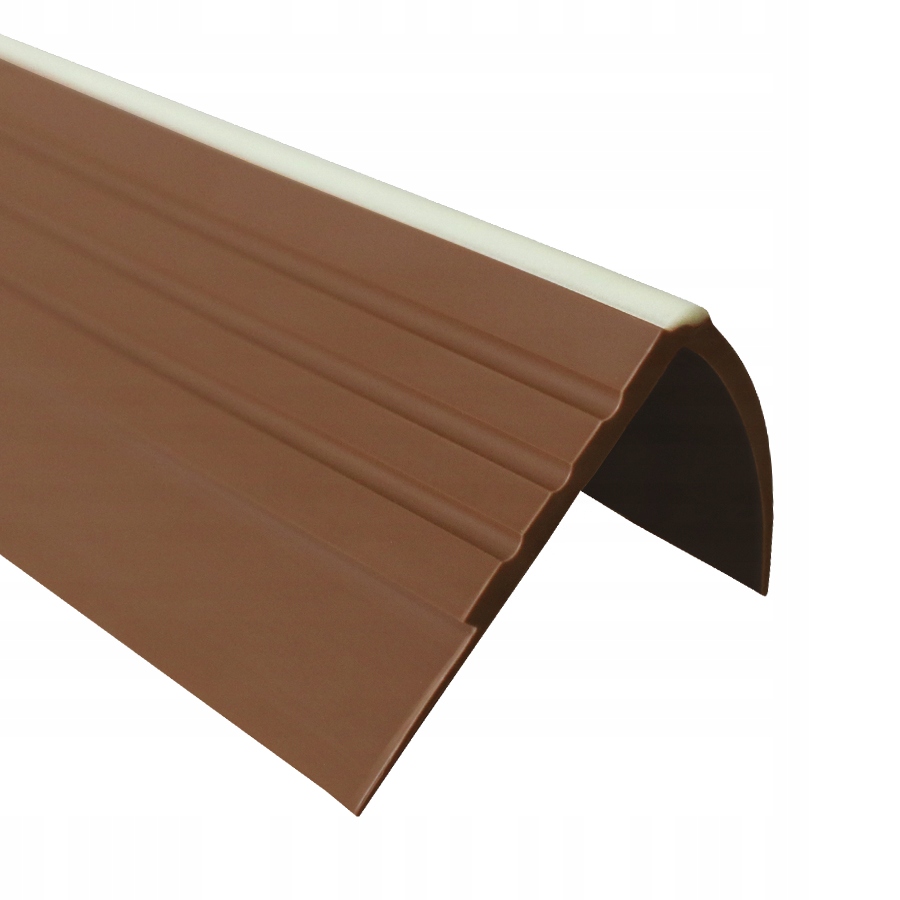 Profil na schody Pvc protišmykový, Bhp schodiskový nosník 40x40 mm 1,5, bronz