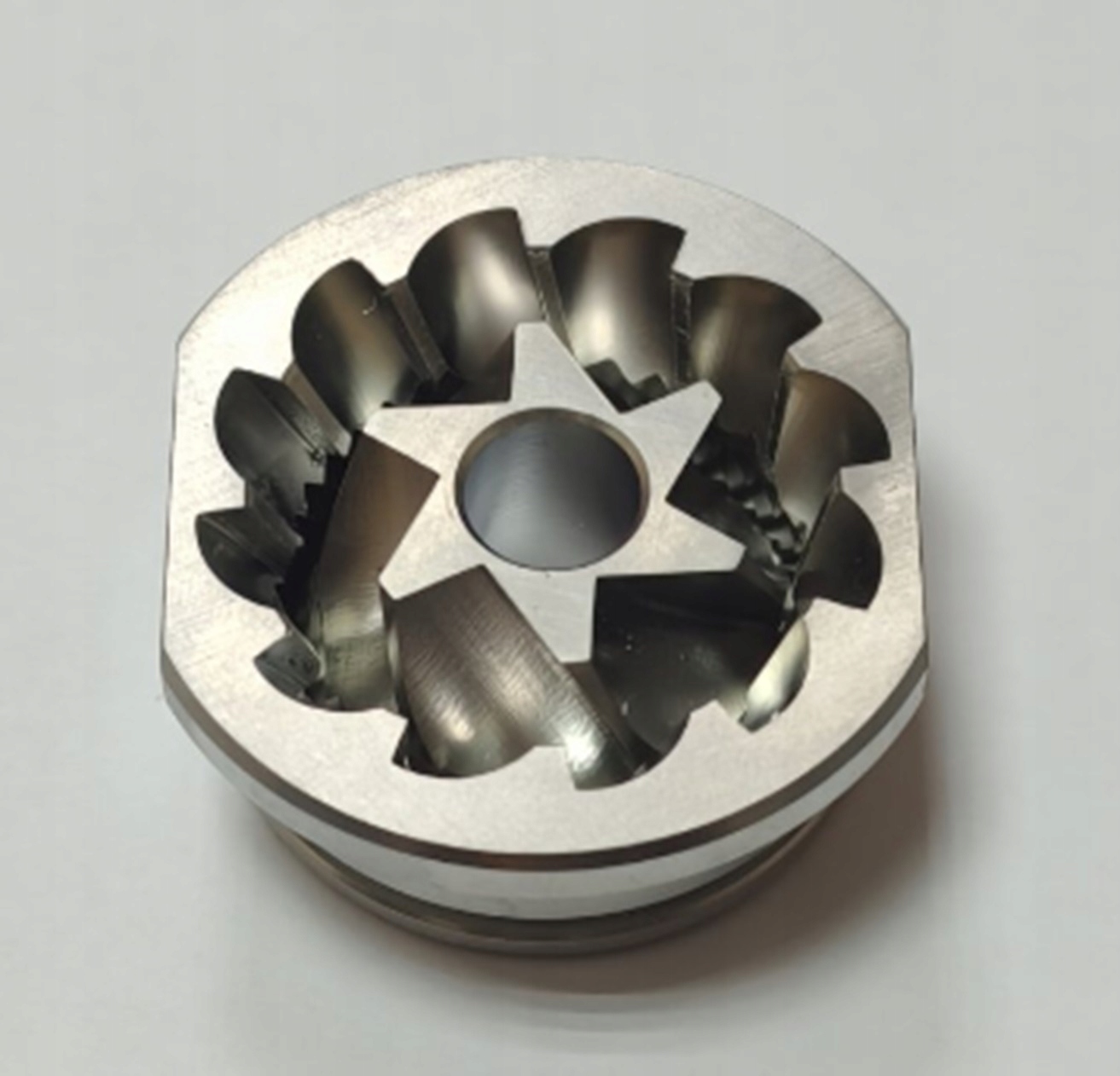 Zestaw metalowych żaren młynka do ekspresów DeLonghi z serii Esam