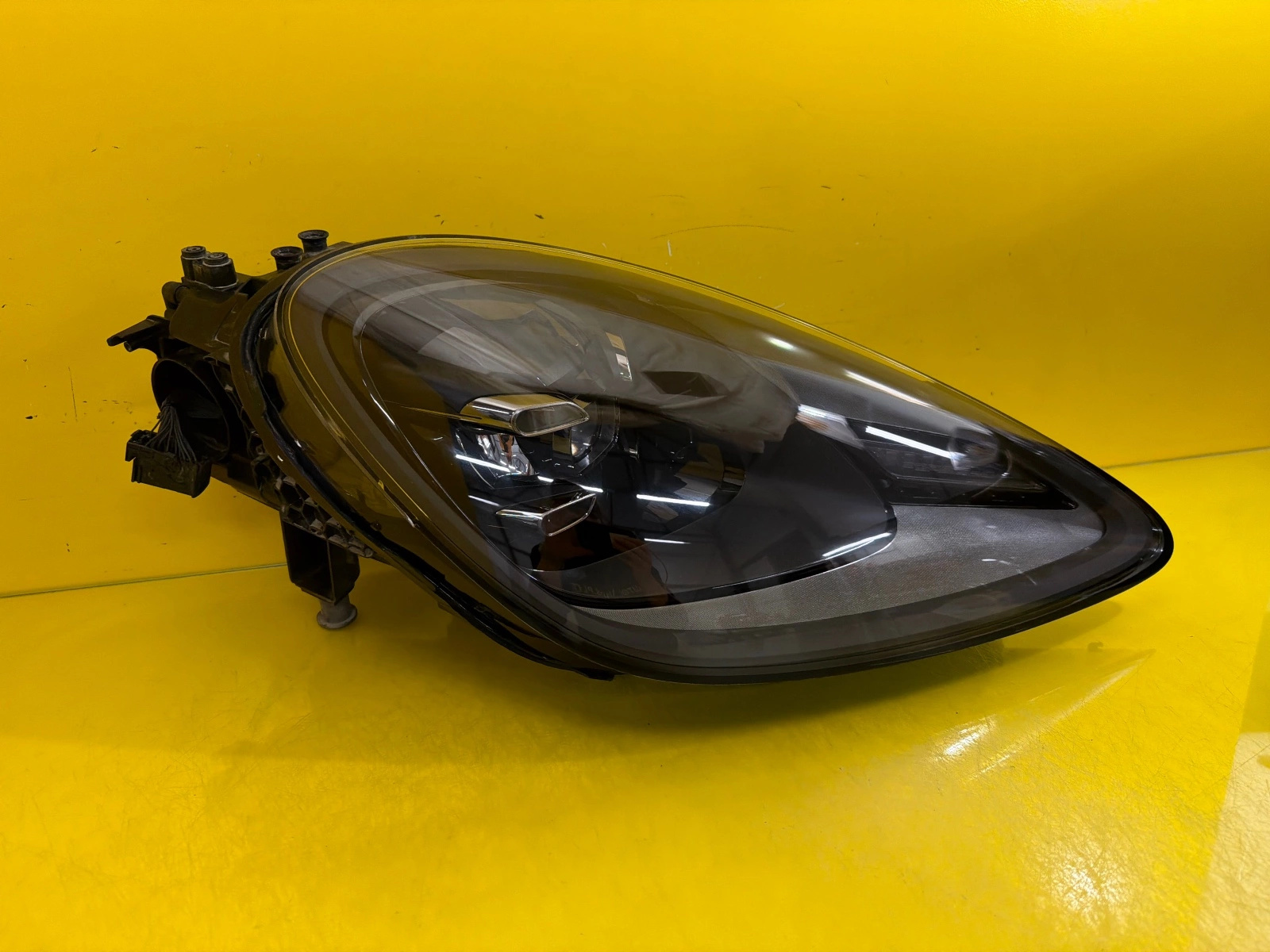 light right Porsche Cayenne 9Y0 Full Led 9Y0941034AB