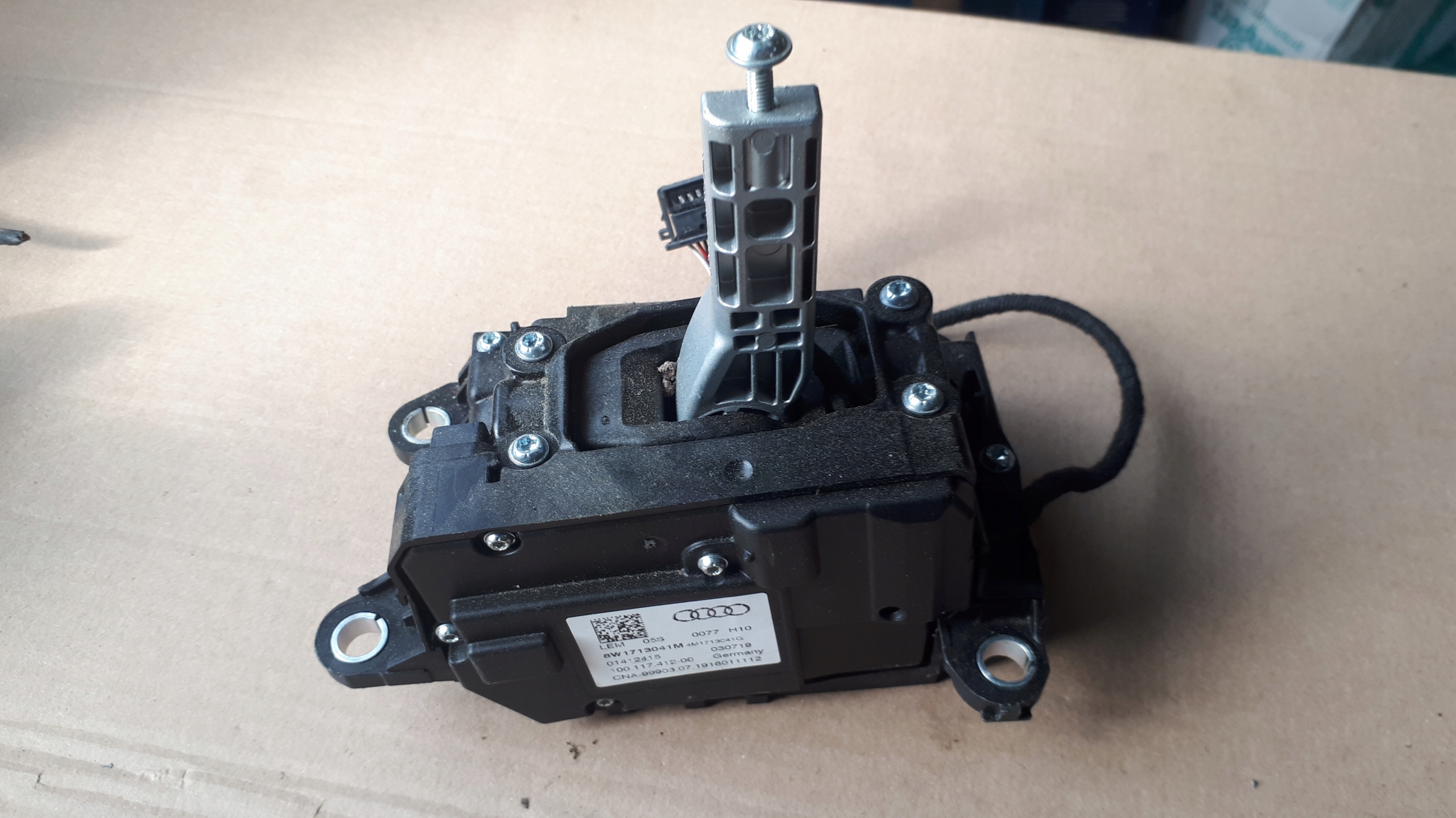 S4 B9 A4 8W MÉCANISME LEVIER DE VITESSE ENGRENAGE AUT S5 8W A5
