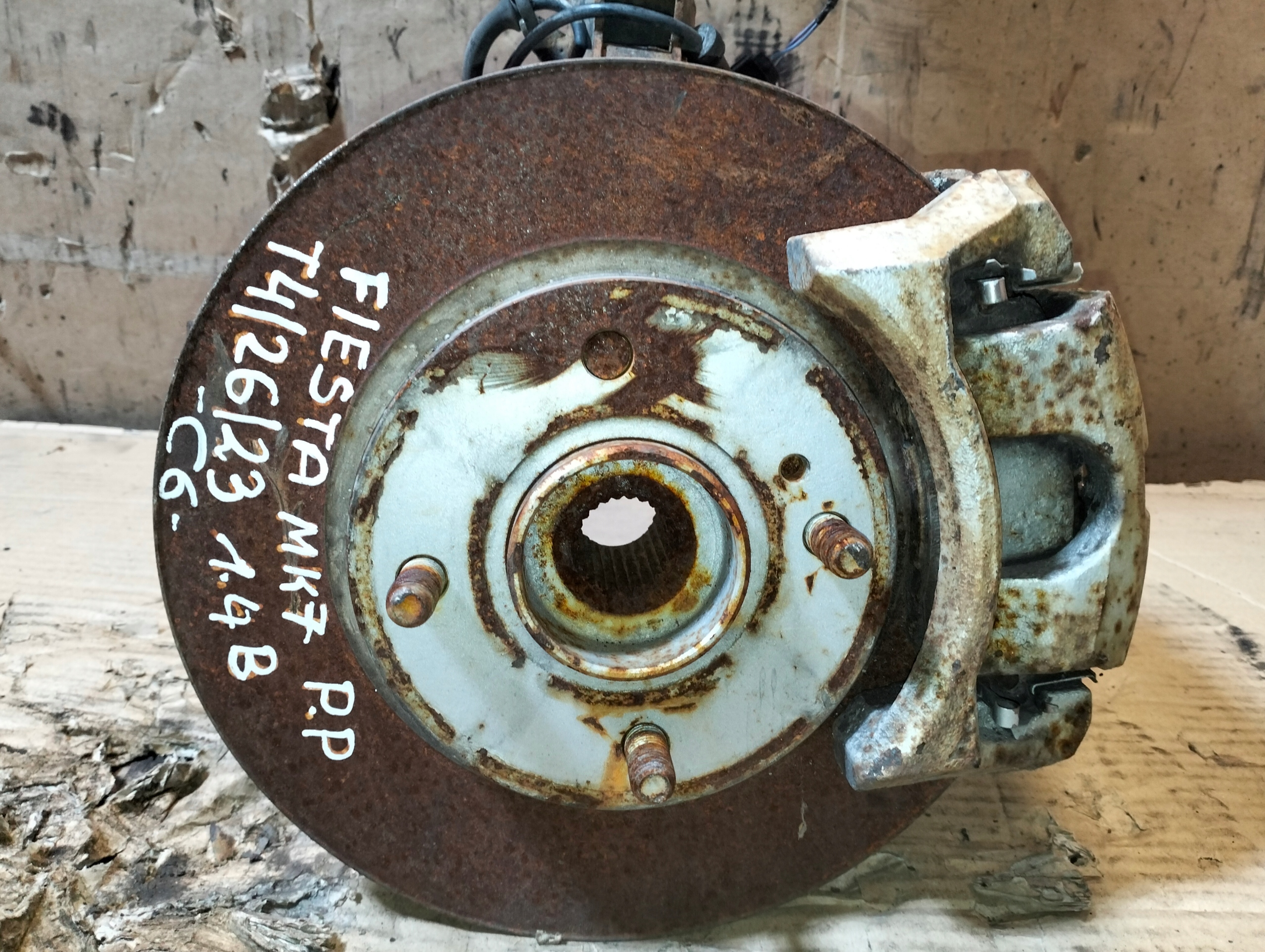 shock absorber McPherson caliper right front FORD FIESTA MK7 09r 1.4B