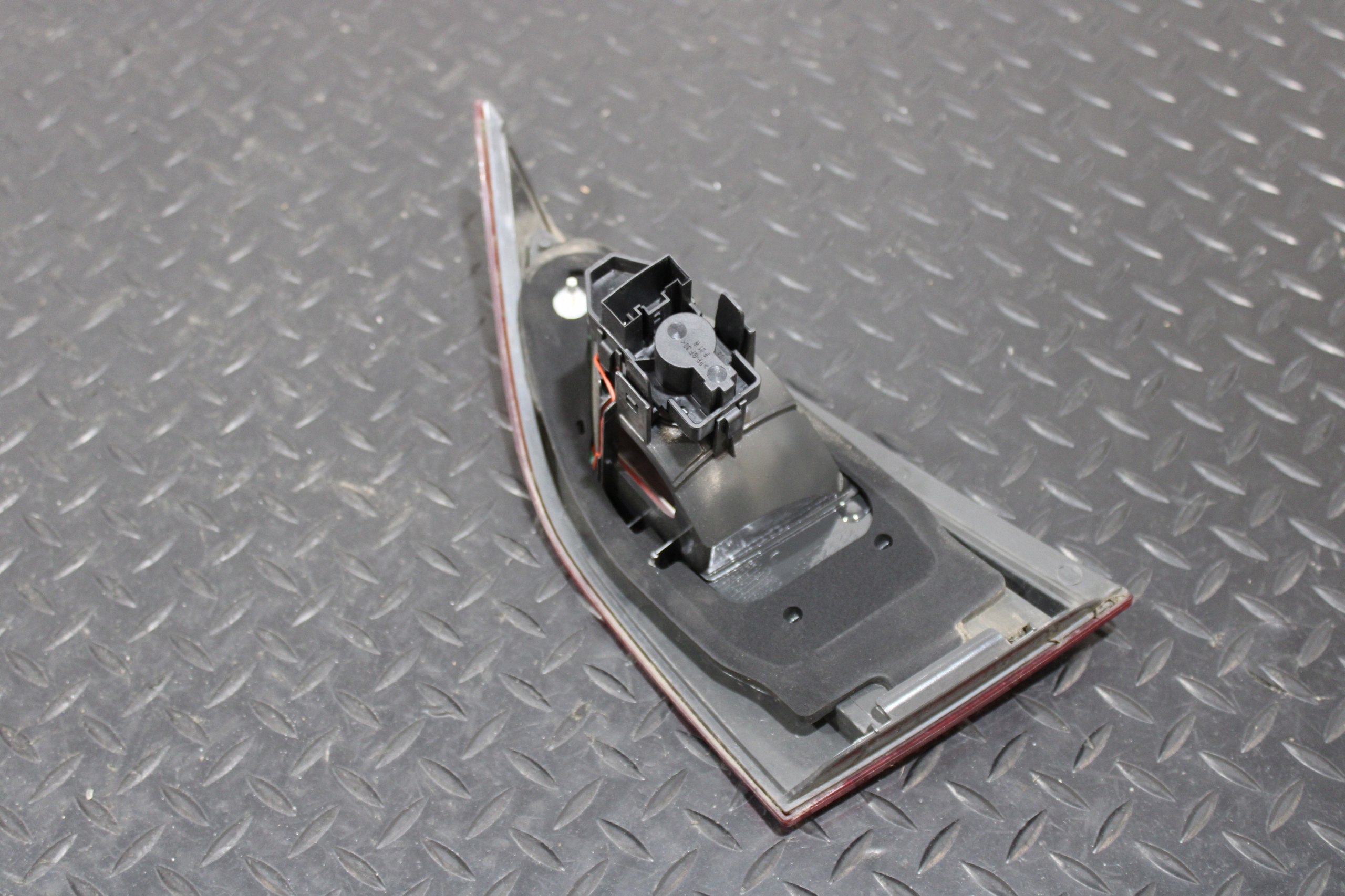light left rear part BMW X1 E84 LIFT LCI 2990113