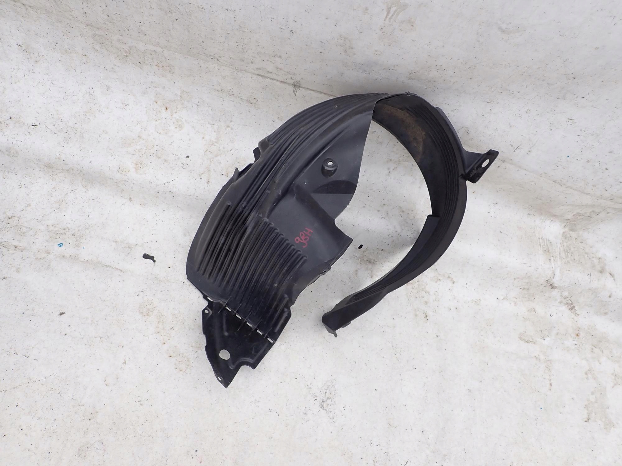 HYUNDAI I20 and 1 LIFT 12-15 mudguard front front right