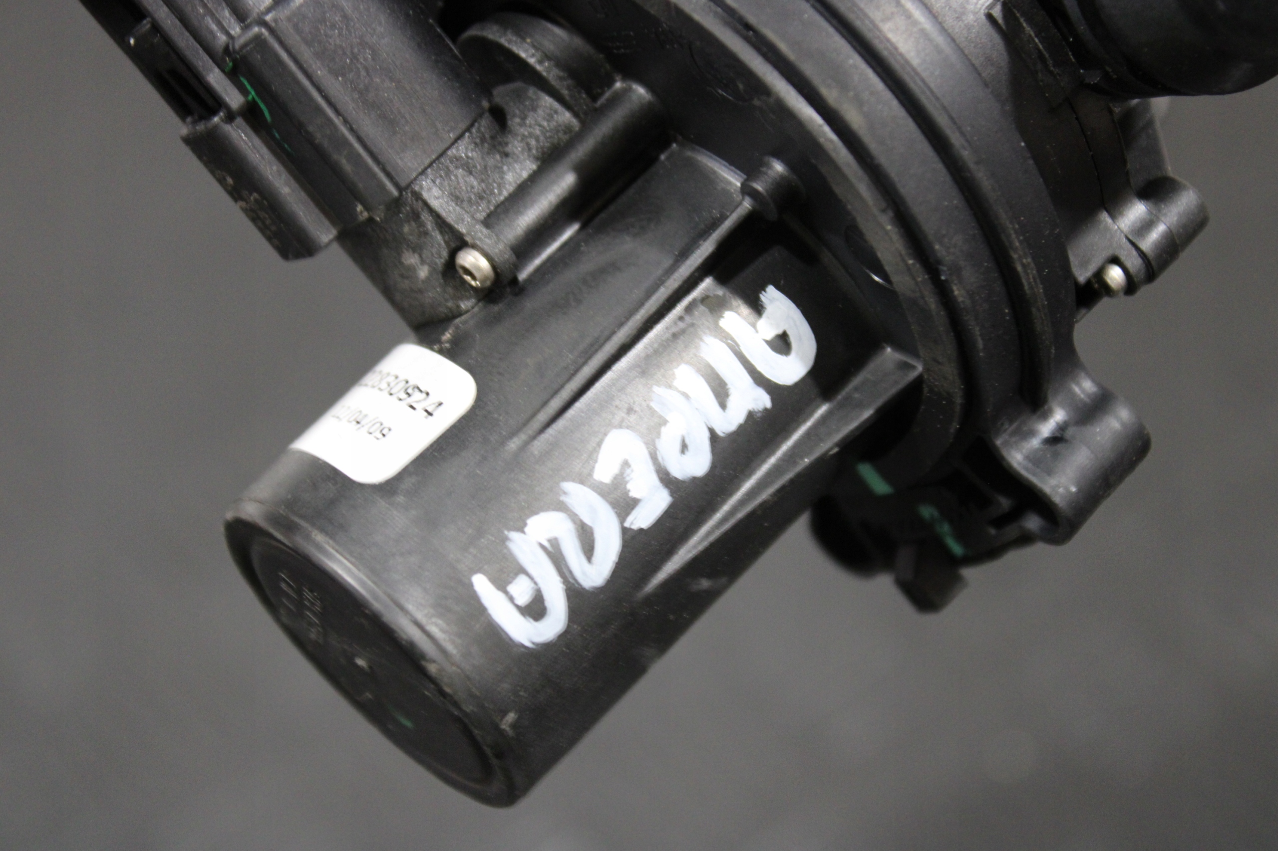 pumpa cirkulacije vode 22830924 OPEL AMPERA 1,4 BENZ