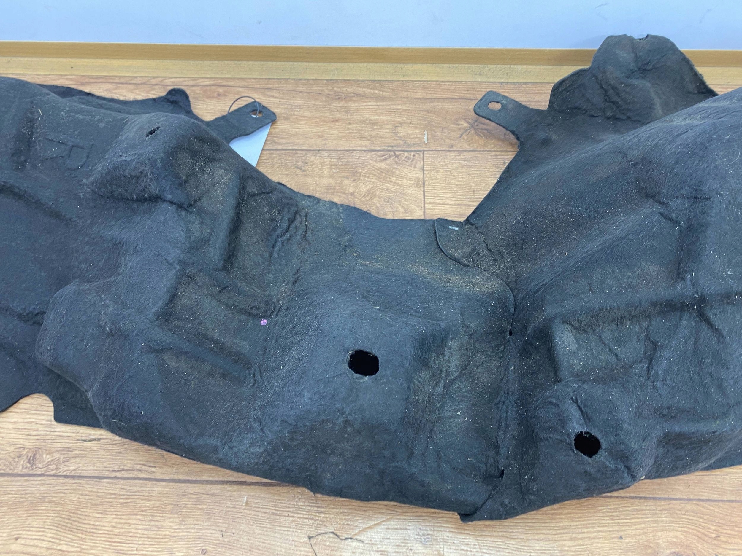 mudguard rear. right Ford Escape IV Kuga MK3 2020+