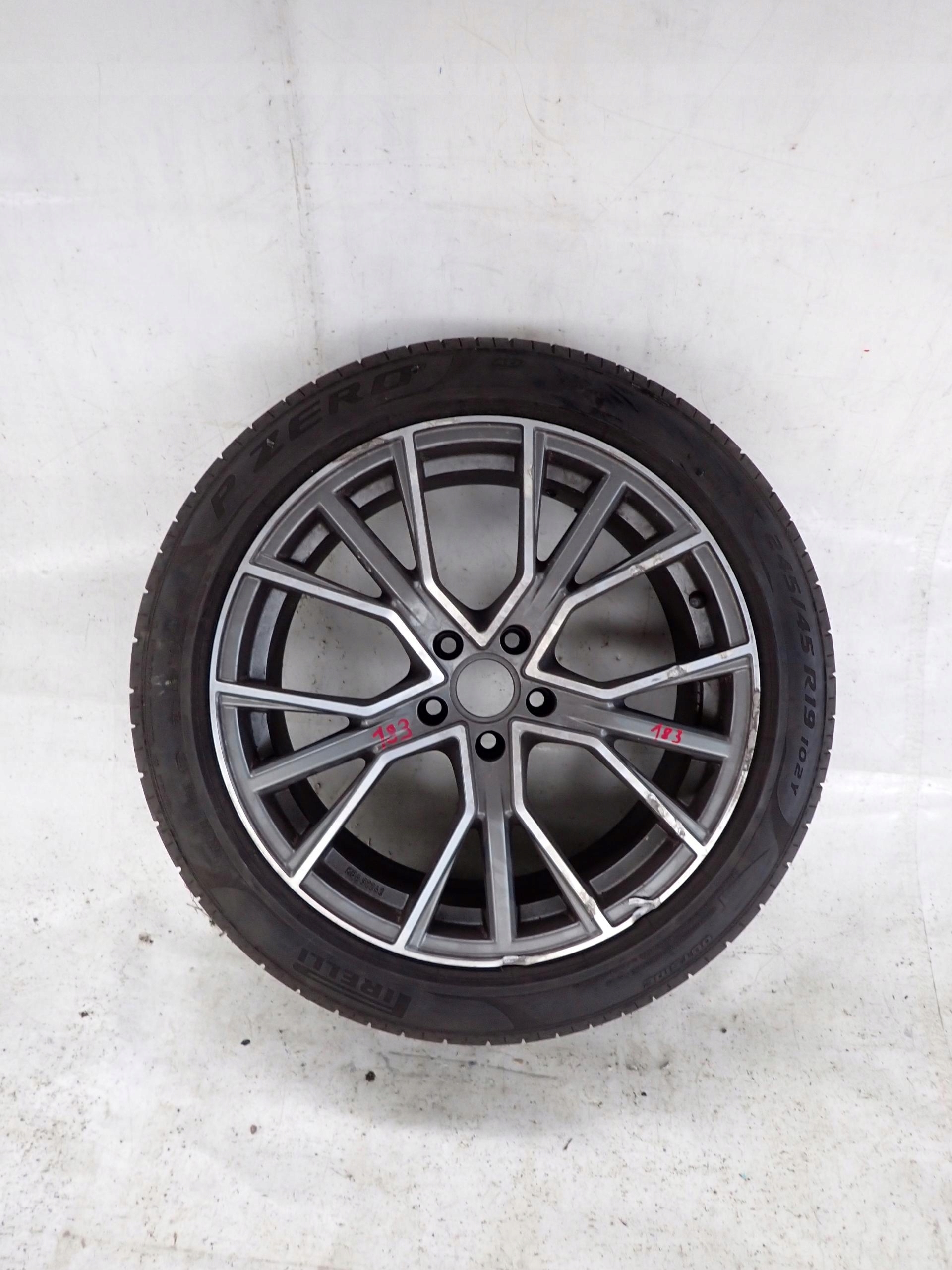 AVUS AF18 disc aluminium 8.5JX19H2 AUDI