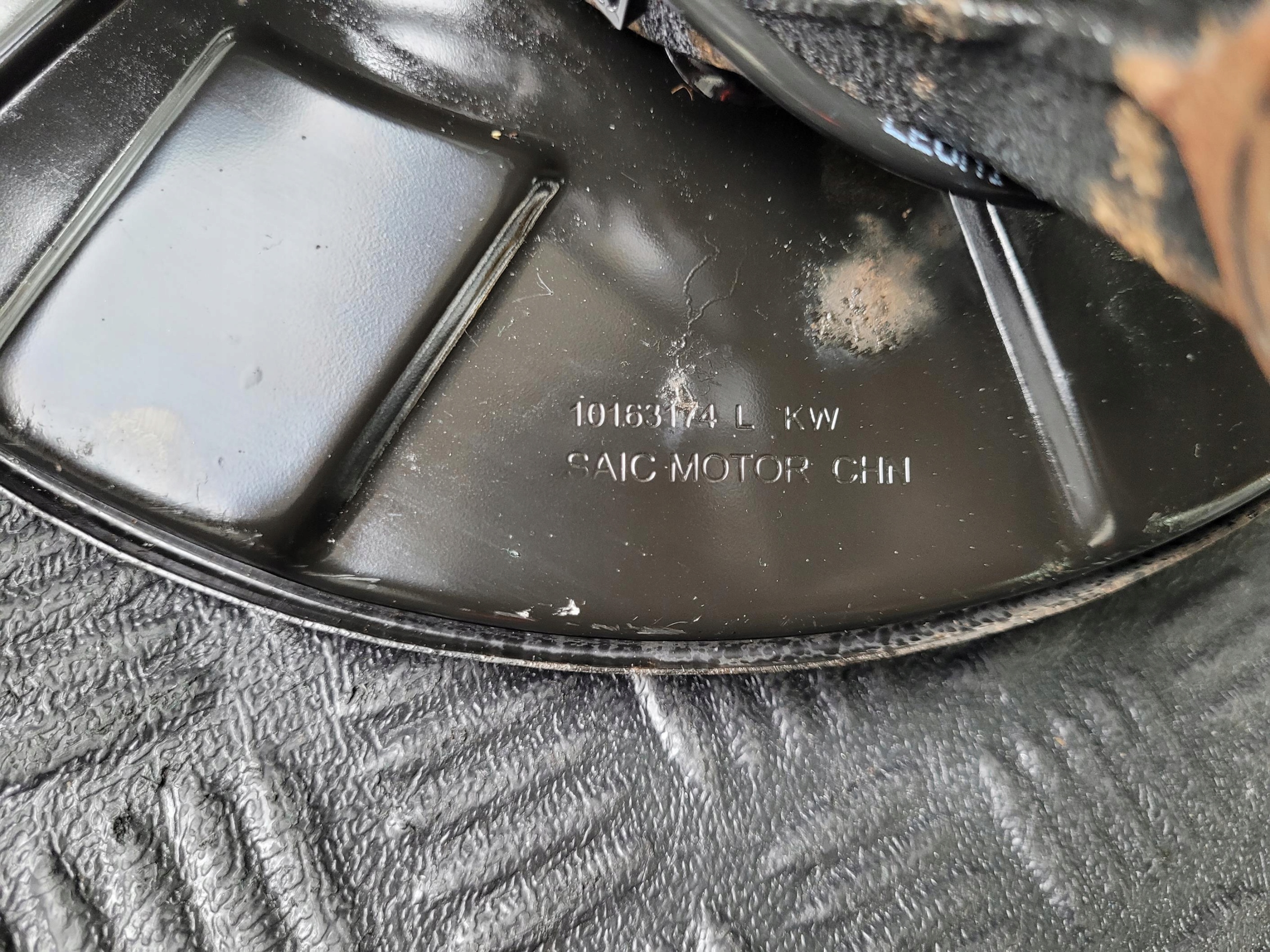 swing front front right sensor ABS MG HS and 1.5 T TGI AUTOMAT