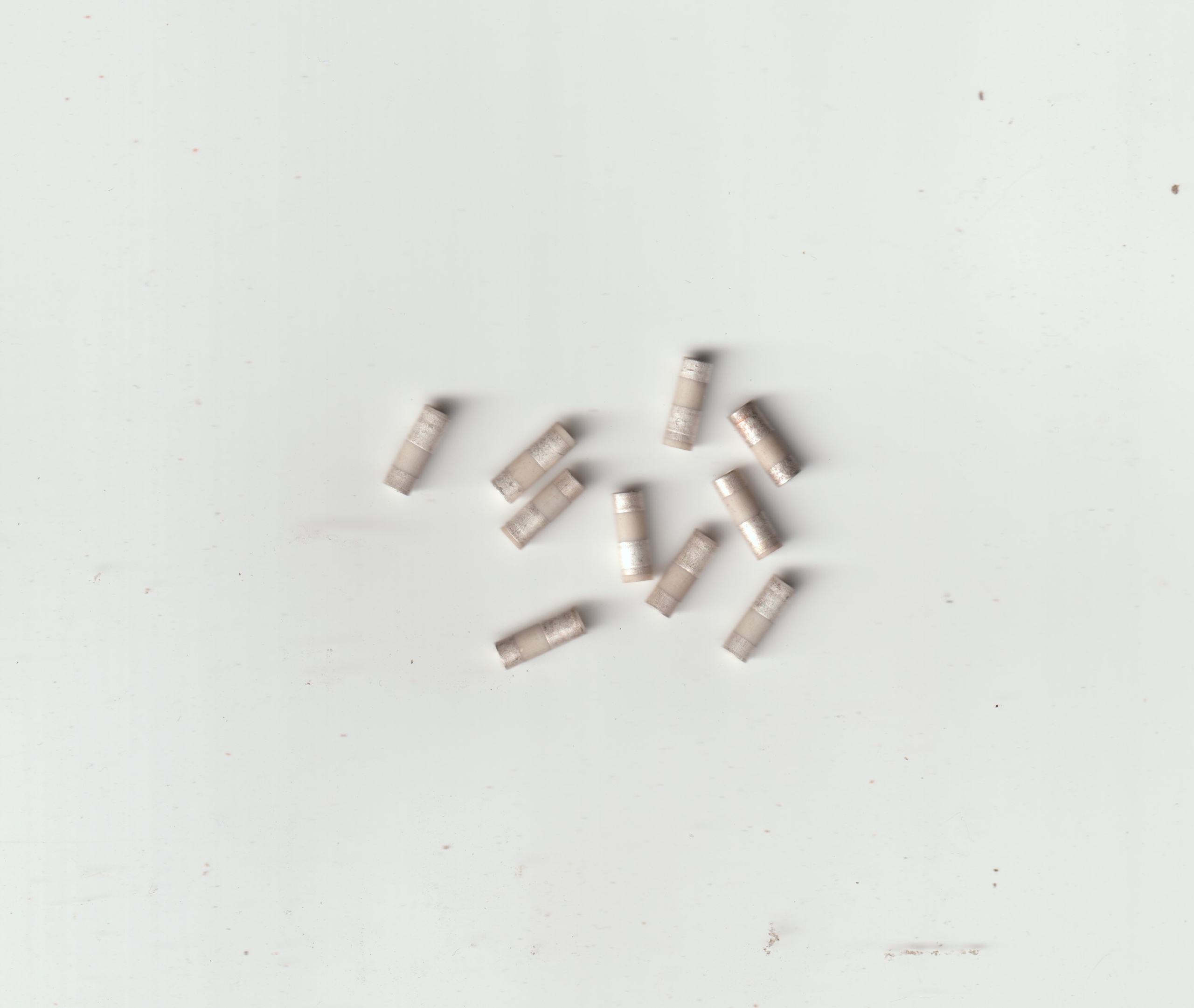 [10 szt] 1.8pF 500V +/-0.5pF kond. ceramiczny rurkowy (kcr) Cerad