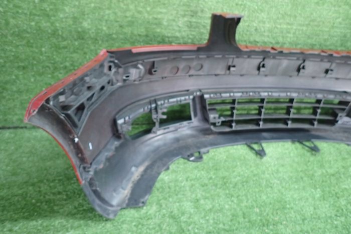 VW TOURAN and 03-06 front bumper front