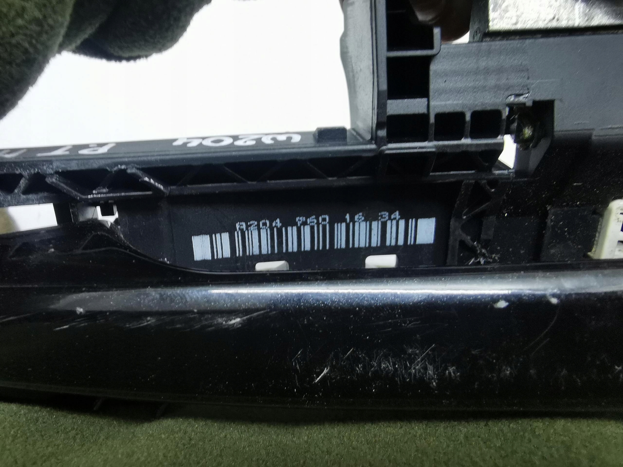 handle door right rear part MERCEDES C-KLASA W204 EU