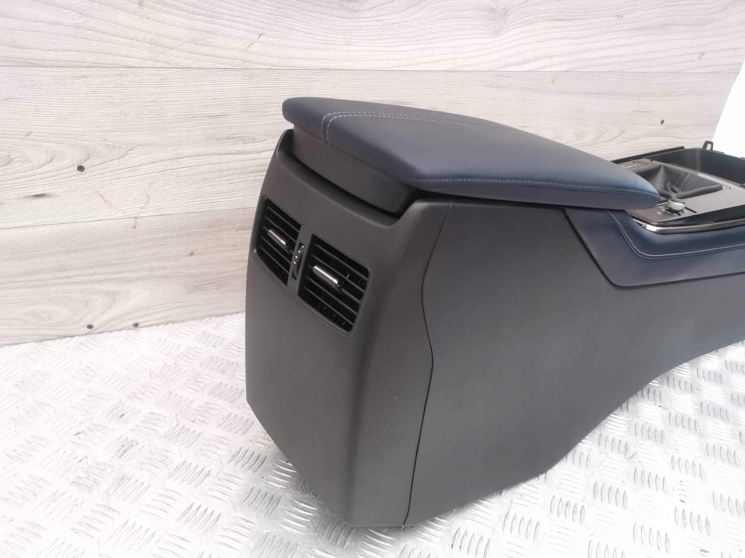 mazda CX30 америка 21- тунель средний контр