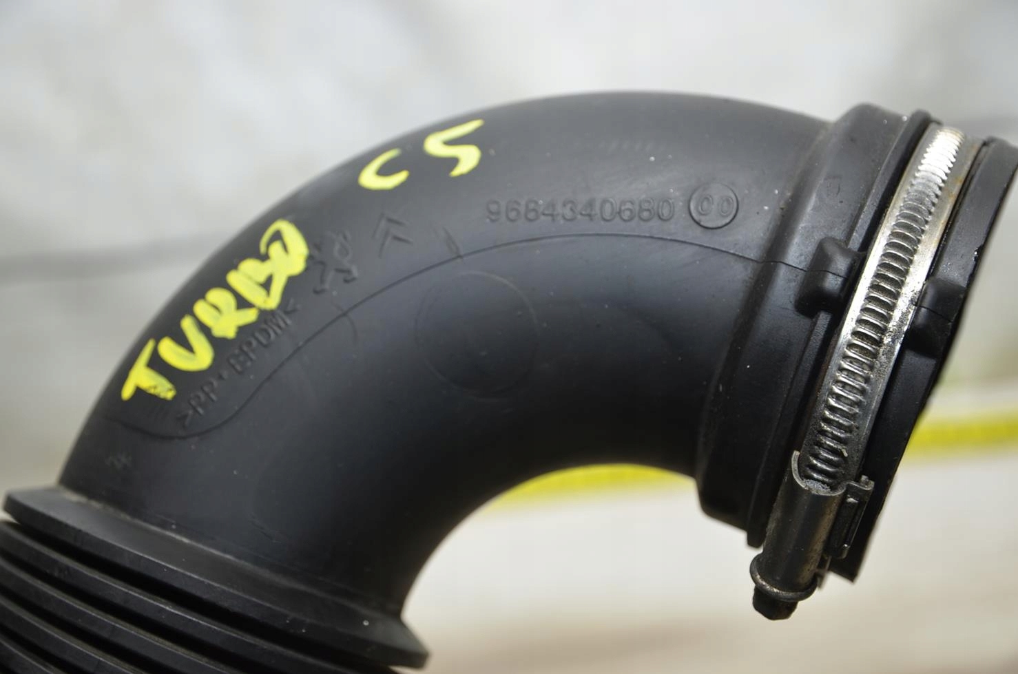 pipe air hose HDI Citroen C5 X7 III Lift