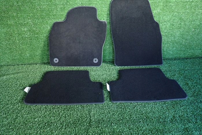 SEAT IBIZA V 17- mats samochodowe kpl