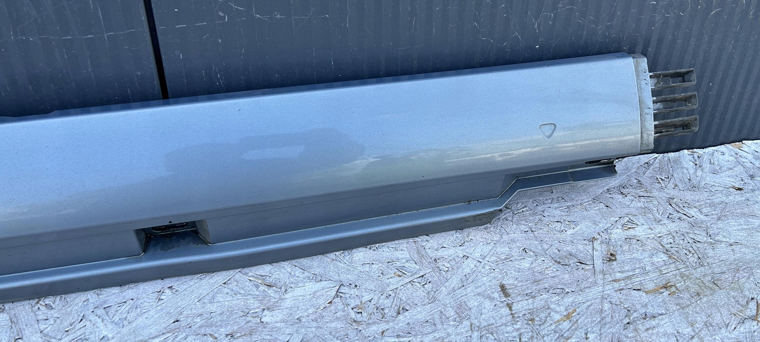 moulding threshold left VW PASSAT B7 KOMBI 10-14 LC7Z