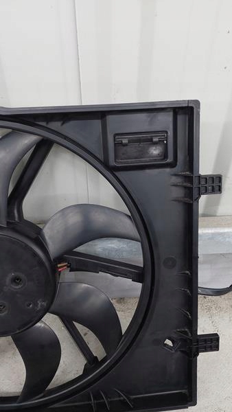 LEON III 12- 2.0 TDI OBUDOWA WENTYLATOR CHŁODNICY 5Q0959455AN 5Q0121205AD Producent części SEAT OE