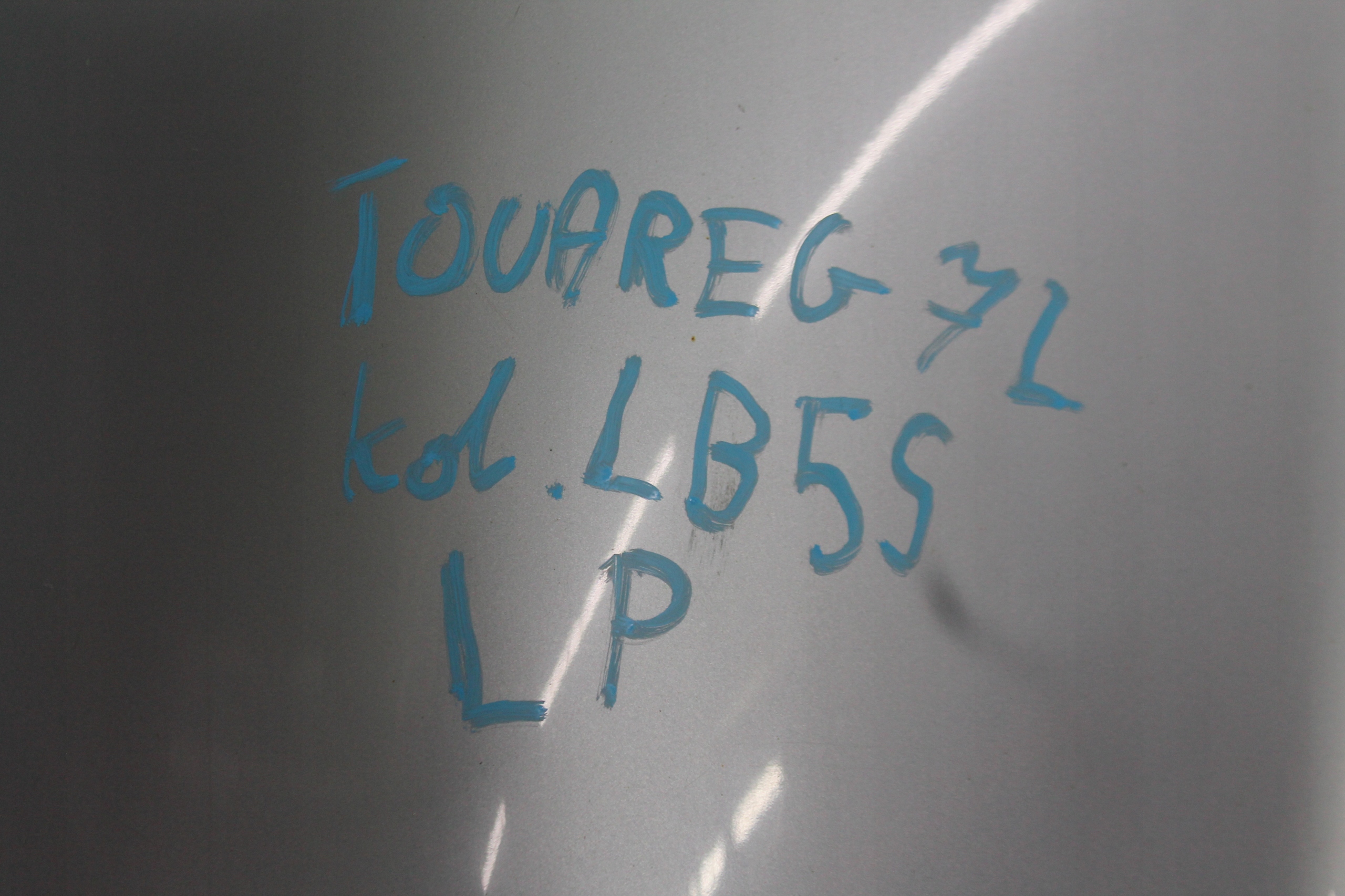 fender left front front TOUAREG 7L LB5S 02-06