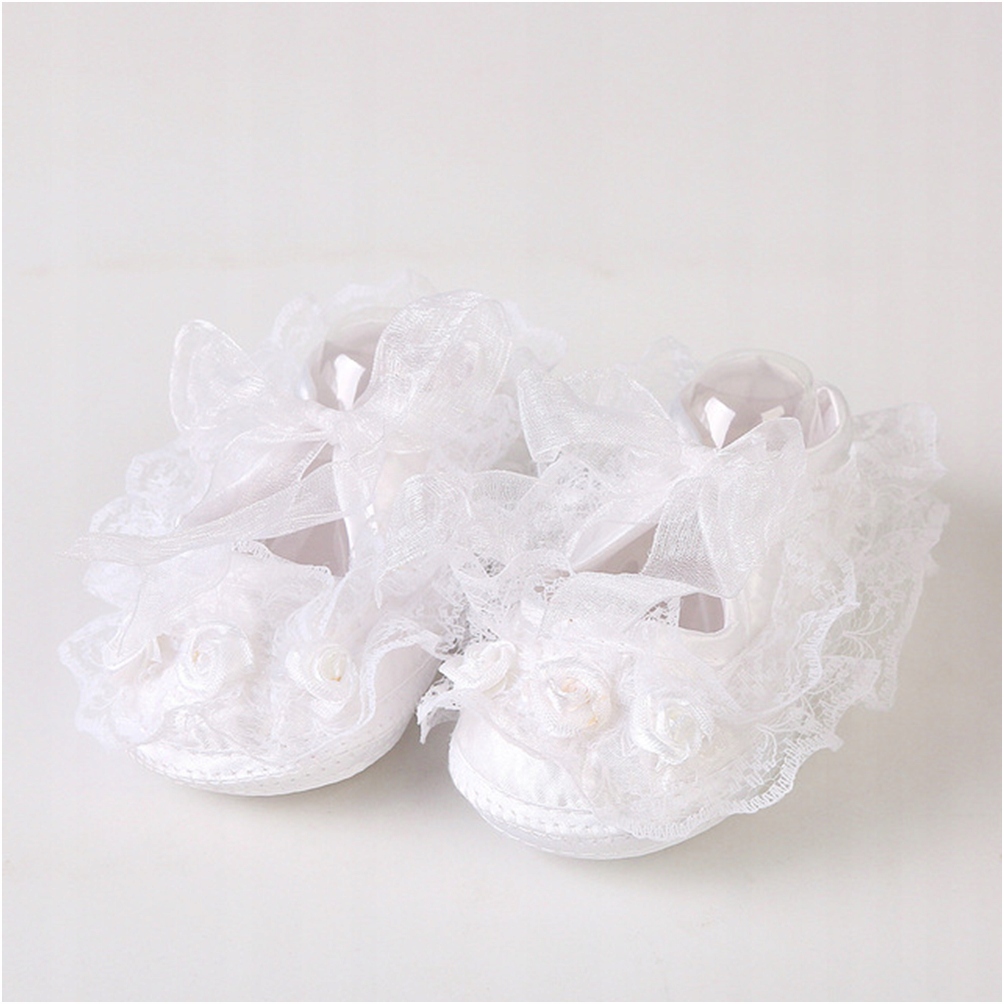 BUTY BUCIKI 11 cm r. 18 koronkowe chrzest Rozmiar (new) 18