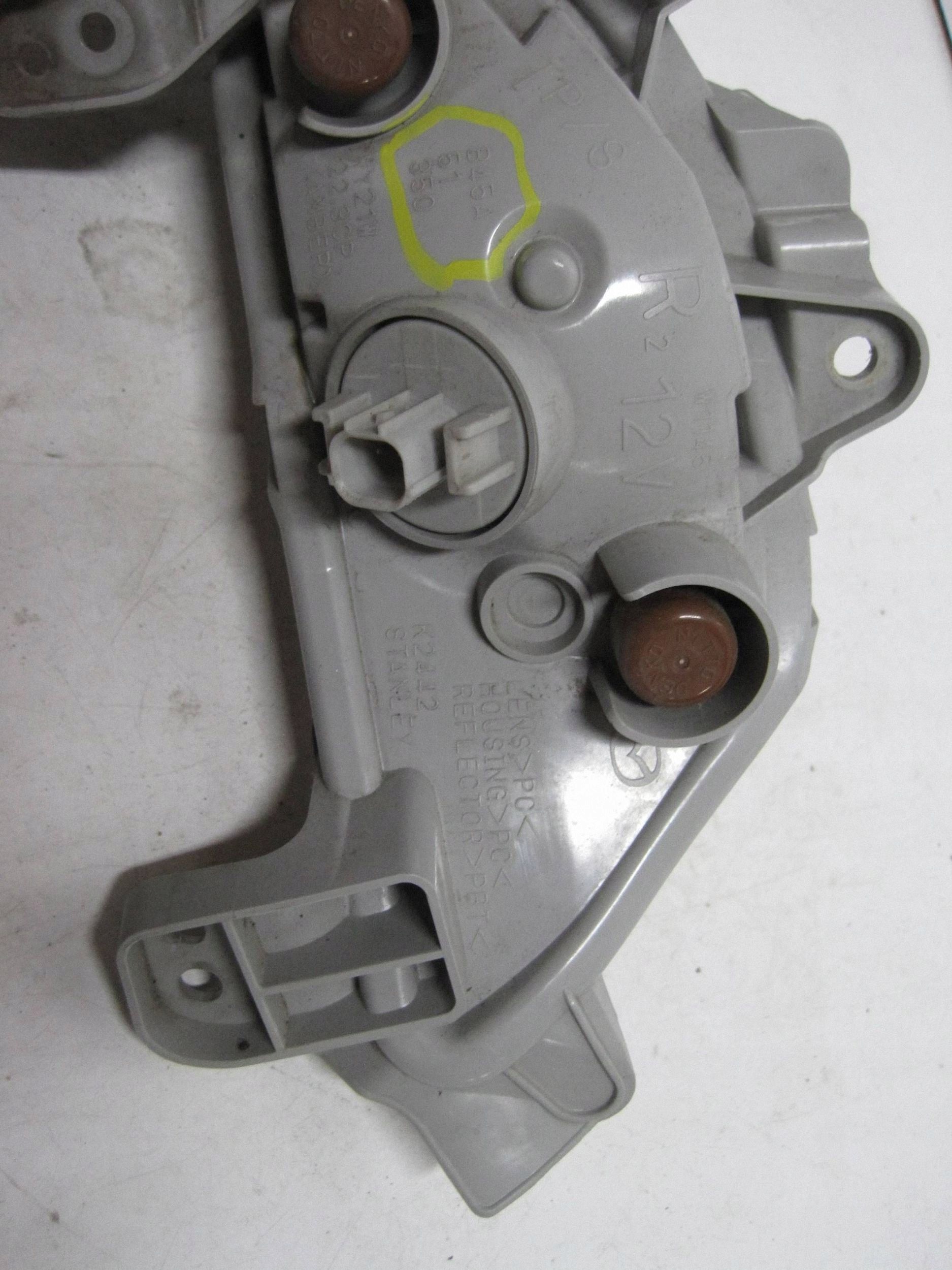 Indicateur de direction Droite MAZDA 3 III