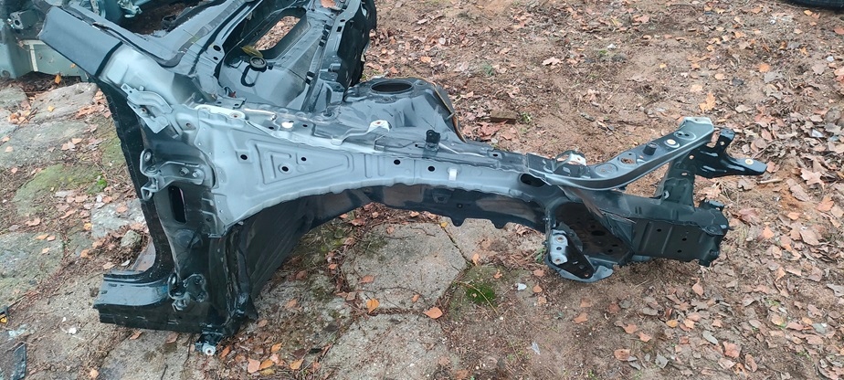 LEXUS Es300h ЧЕТВЕРТИНА ПРАВА ПЕРЕД021r