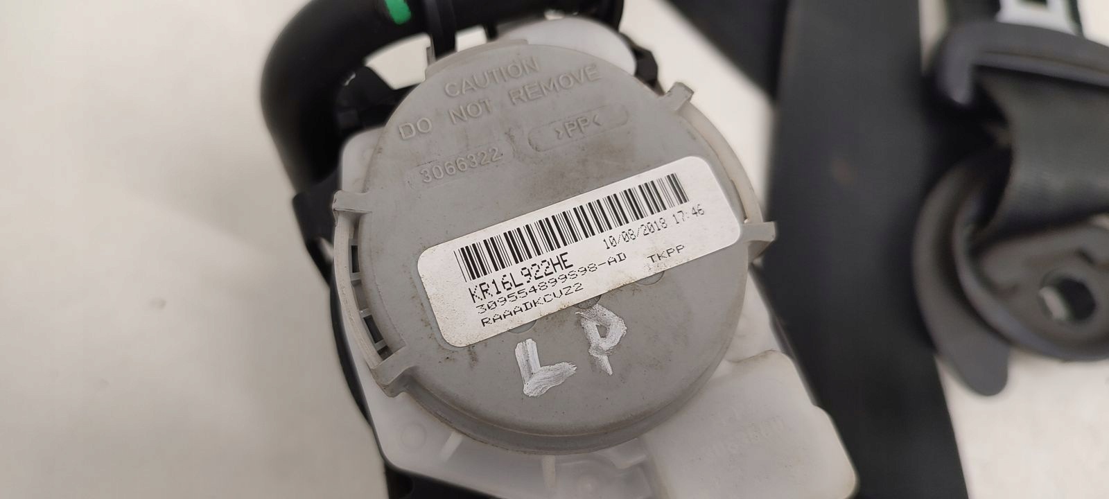 tension belt safety left front VW Crafter II 7C0