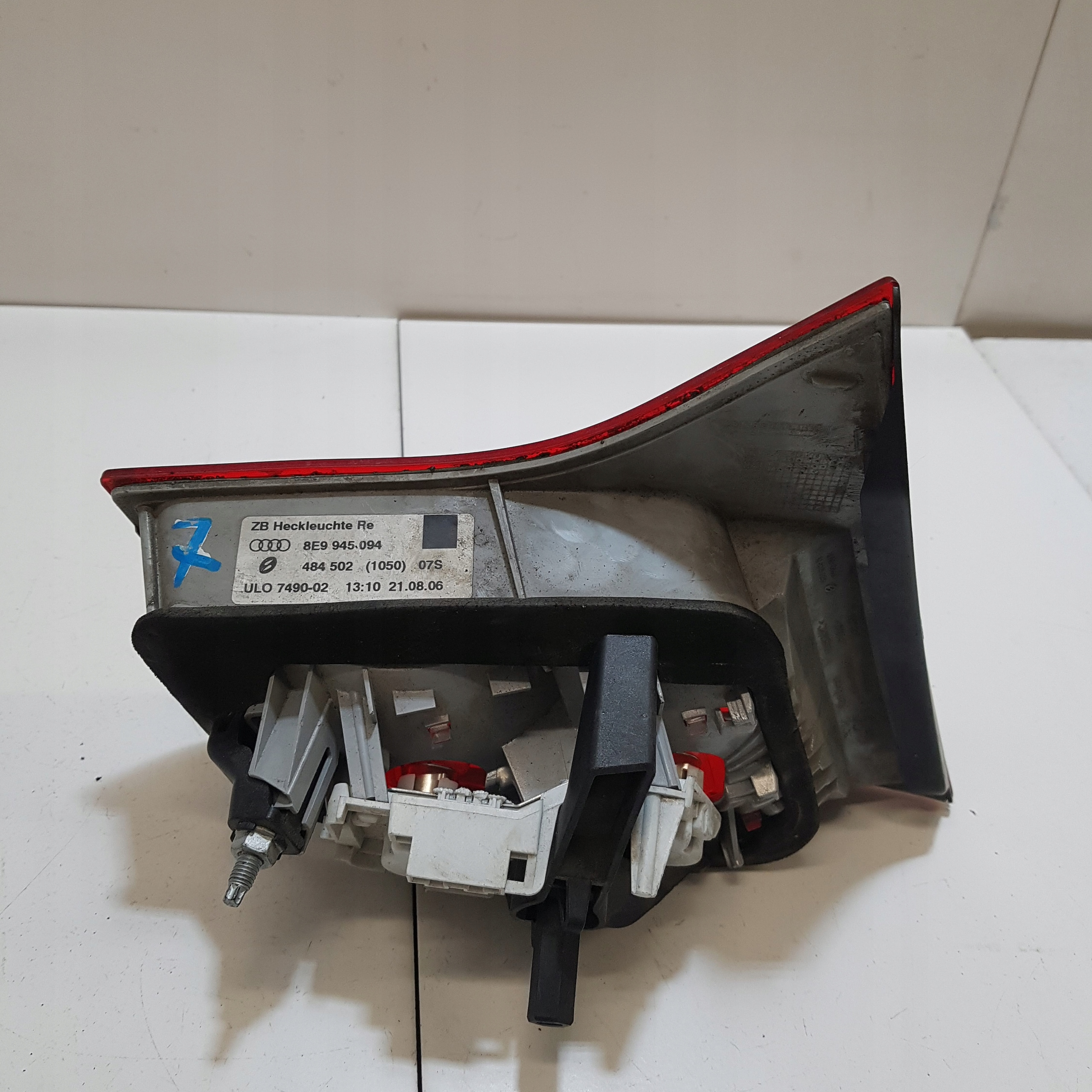 light right rear W KLAPIE AUDI A4 B6 8E9945094