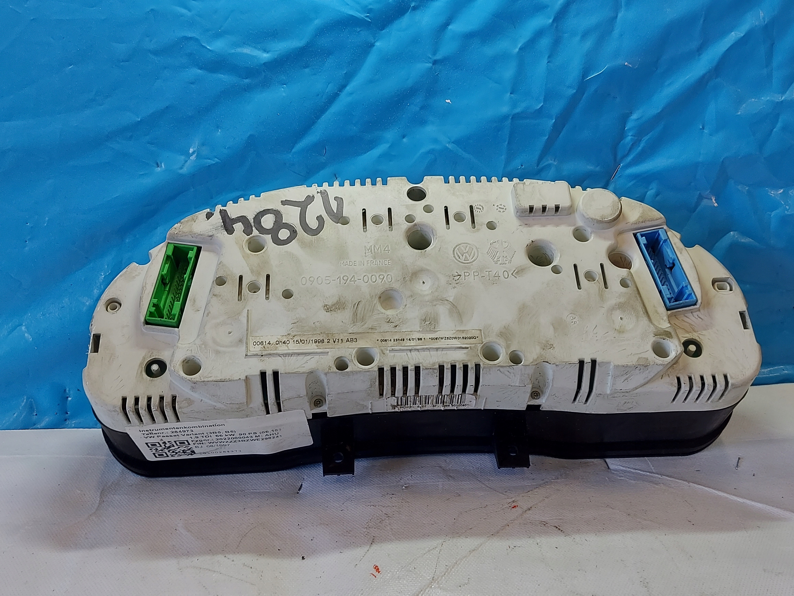 dials clock PASSAT B5 1.9 TDI 09051940090