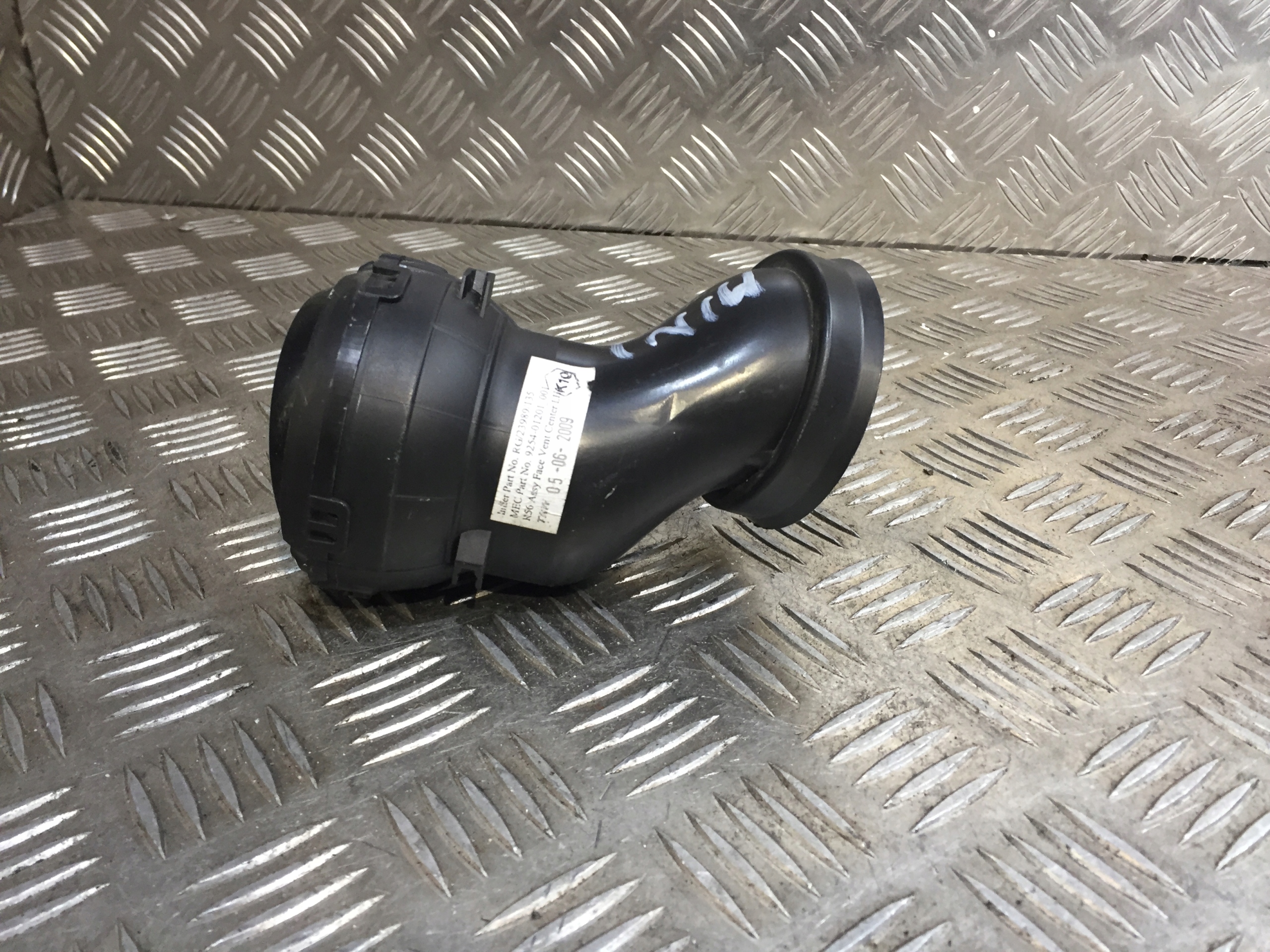 воздухозаборник жалюзи потока воздуха MINI COOPER R56 9254012