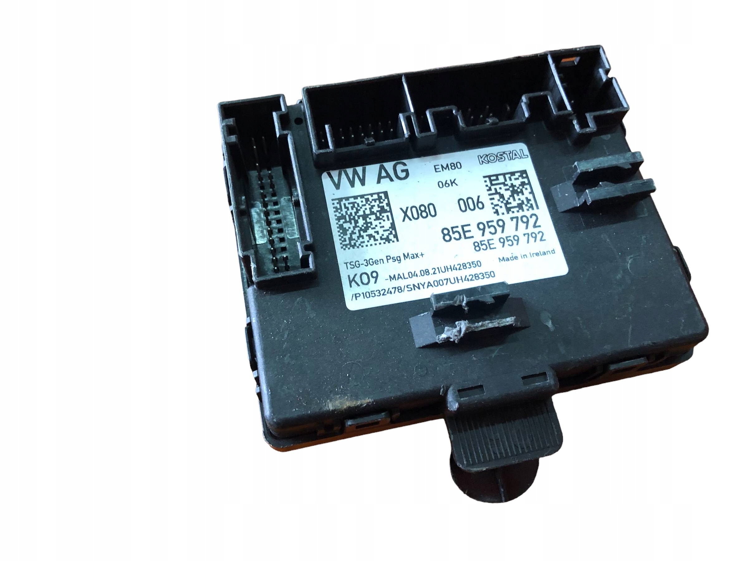 AUDI A4 B8 модуль двери 85E959792