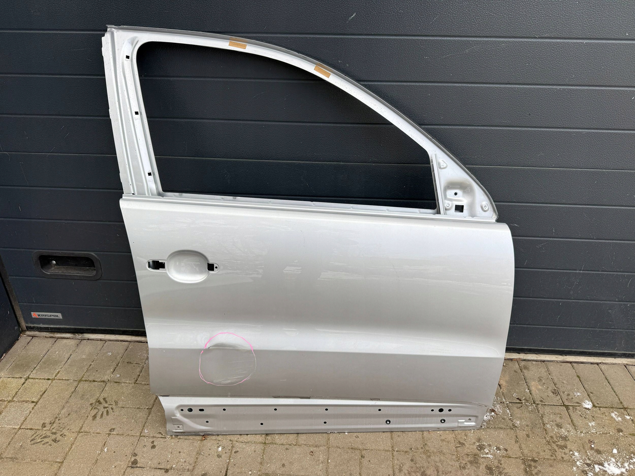 Vw Tiguan 1 and 5n 07- door front right front right