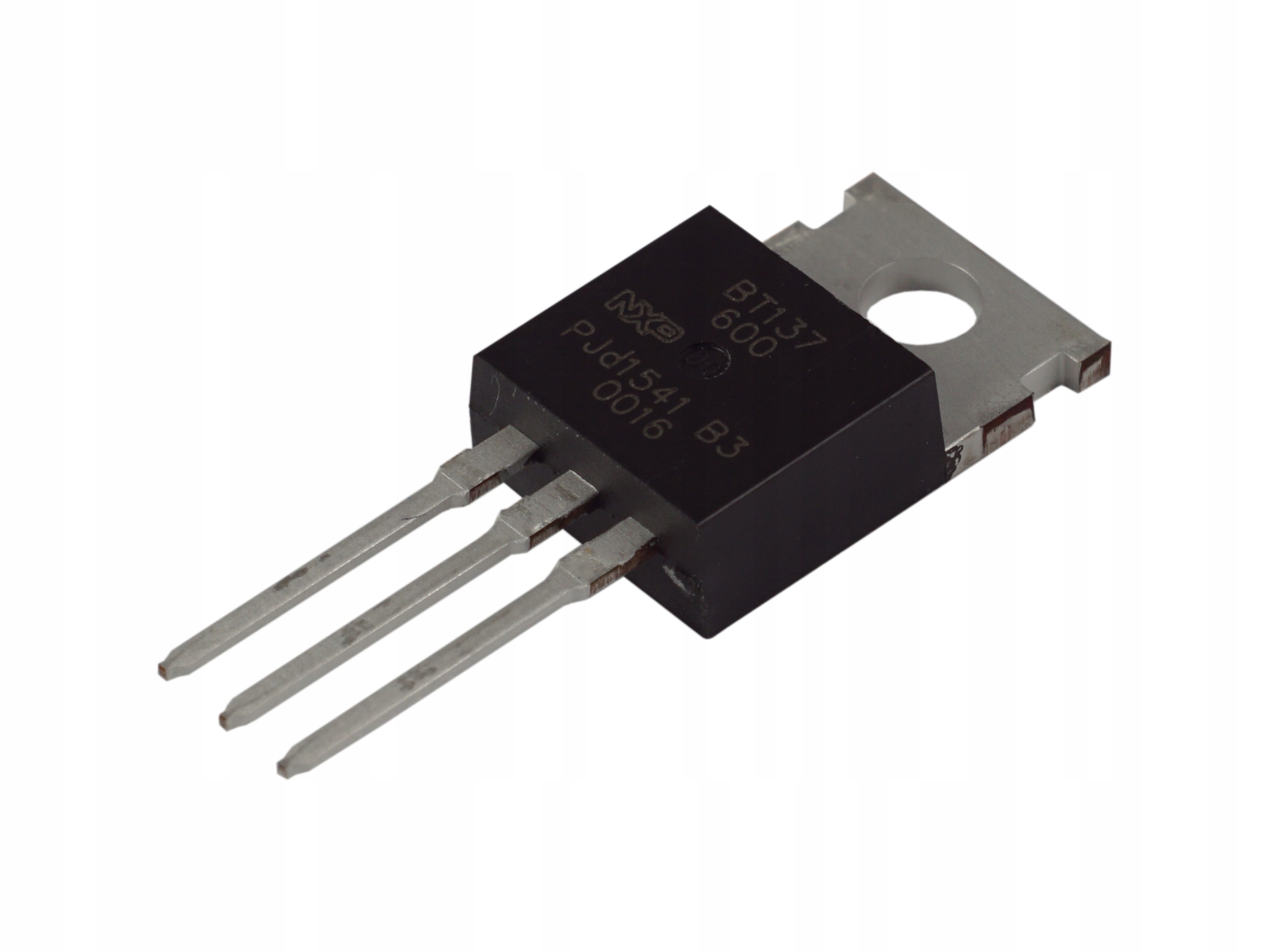 TRIAK BT137-600E 8A 800V IGT=10mA TO220