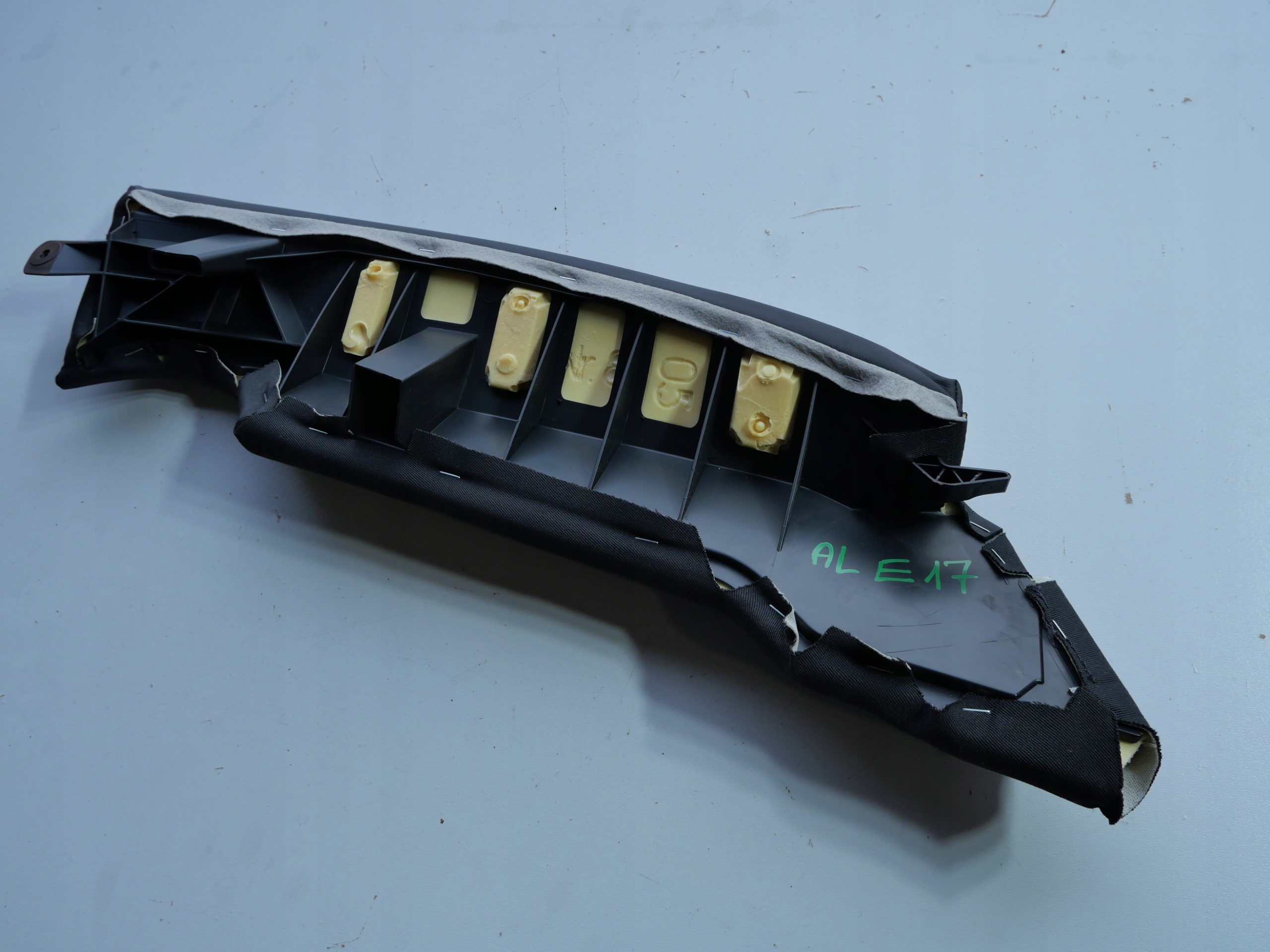 side KANAPY rear part AUDI A5 8T0857791 leather