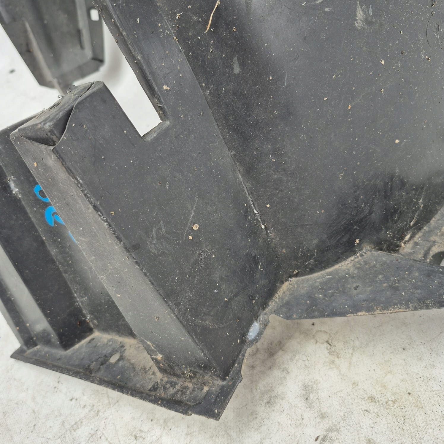 TOYOTA AYGO II 14- mudguard left front front 53876-0H051