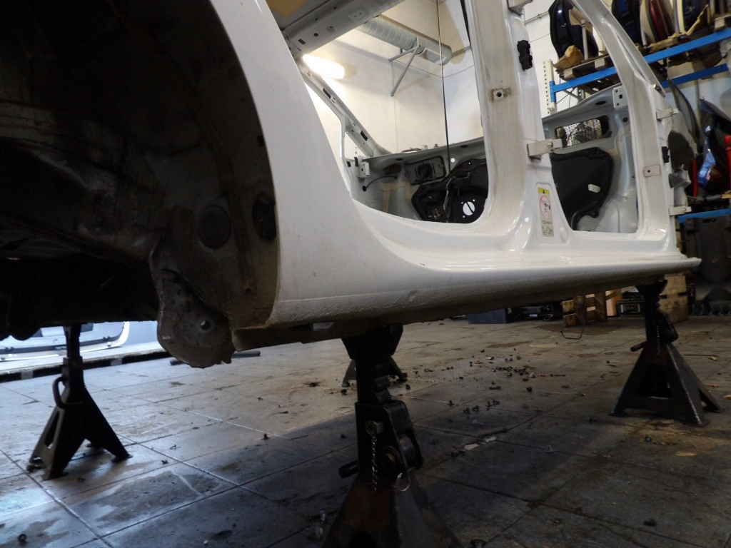 SEAT IBIZA IV KOMBI threshold right LB9A