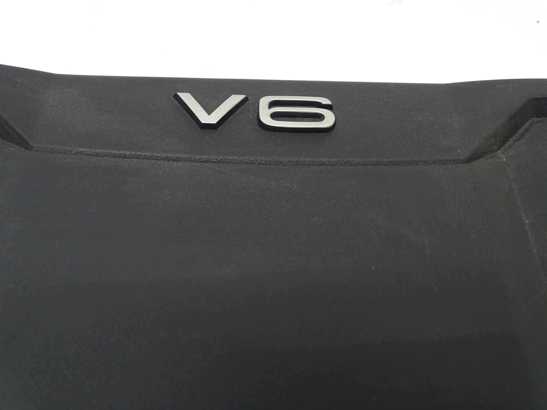 Abdeckung Blende Abdeckung DES MOTORS AUDI RS4 RS5 B9 06M103925H