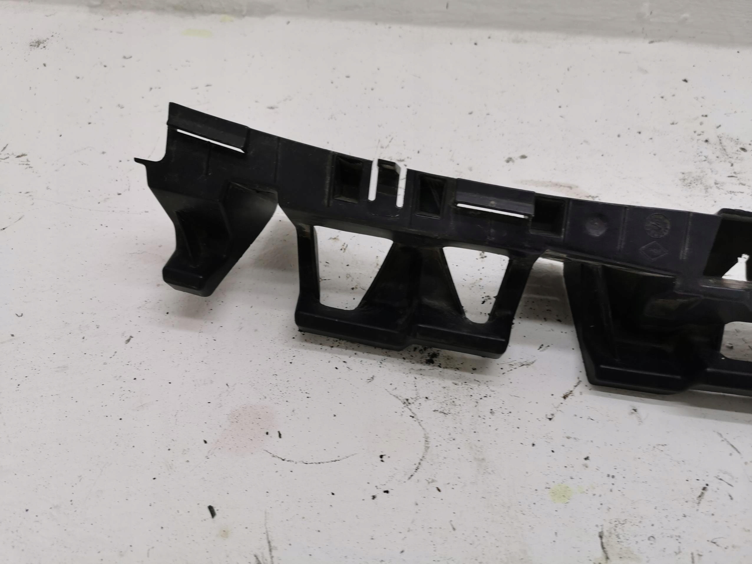 bumper bracket rear RENAULT MEGANE II 8200074445